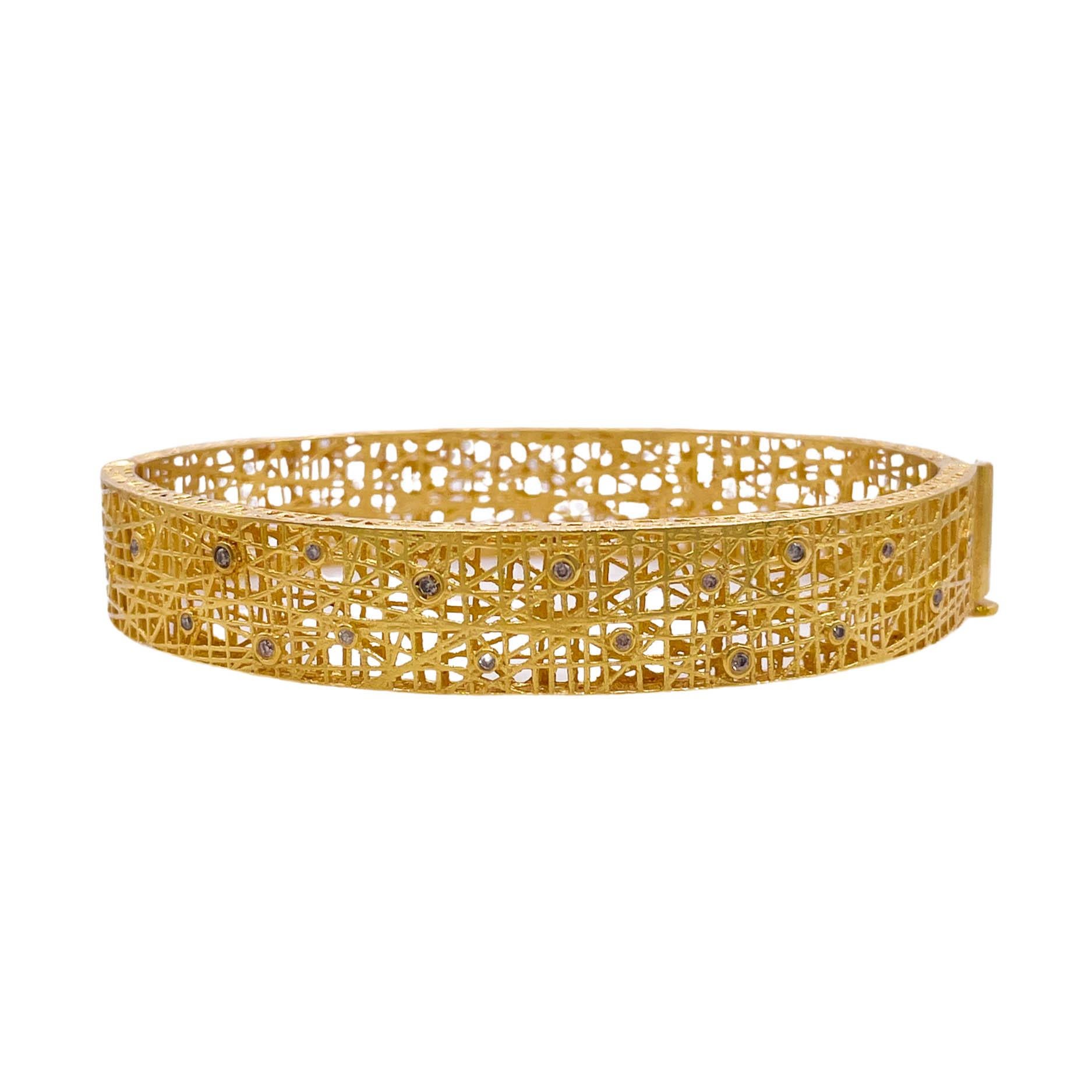 Round Cut Jay Feder 18k Yellow Gold Diamond Lace Bangle Bracelet For Sale