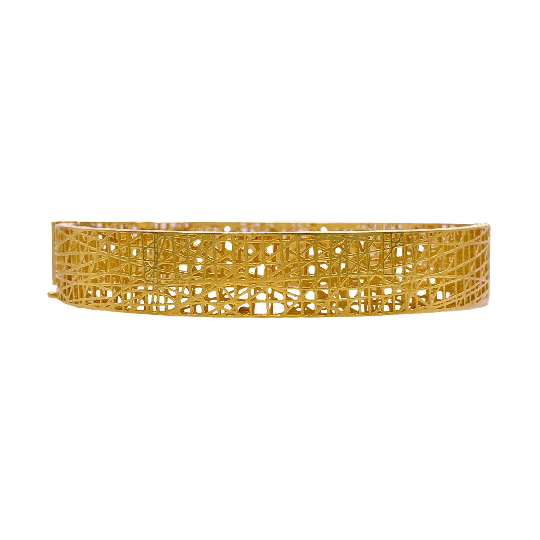 Jay Feder 18k Yellow Gold Diamond Lace Bangle Bracelet For Sale 2