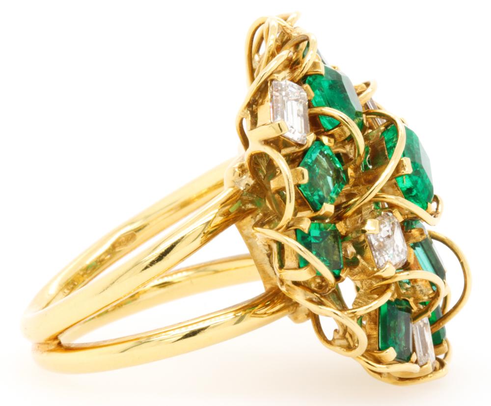 Emerald Cut Jay Feder 18k Yellow Gold Green Emerald and Diamond Cluster Cocktail Ring For Sale
