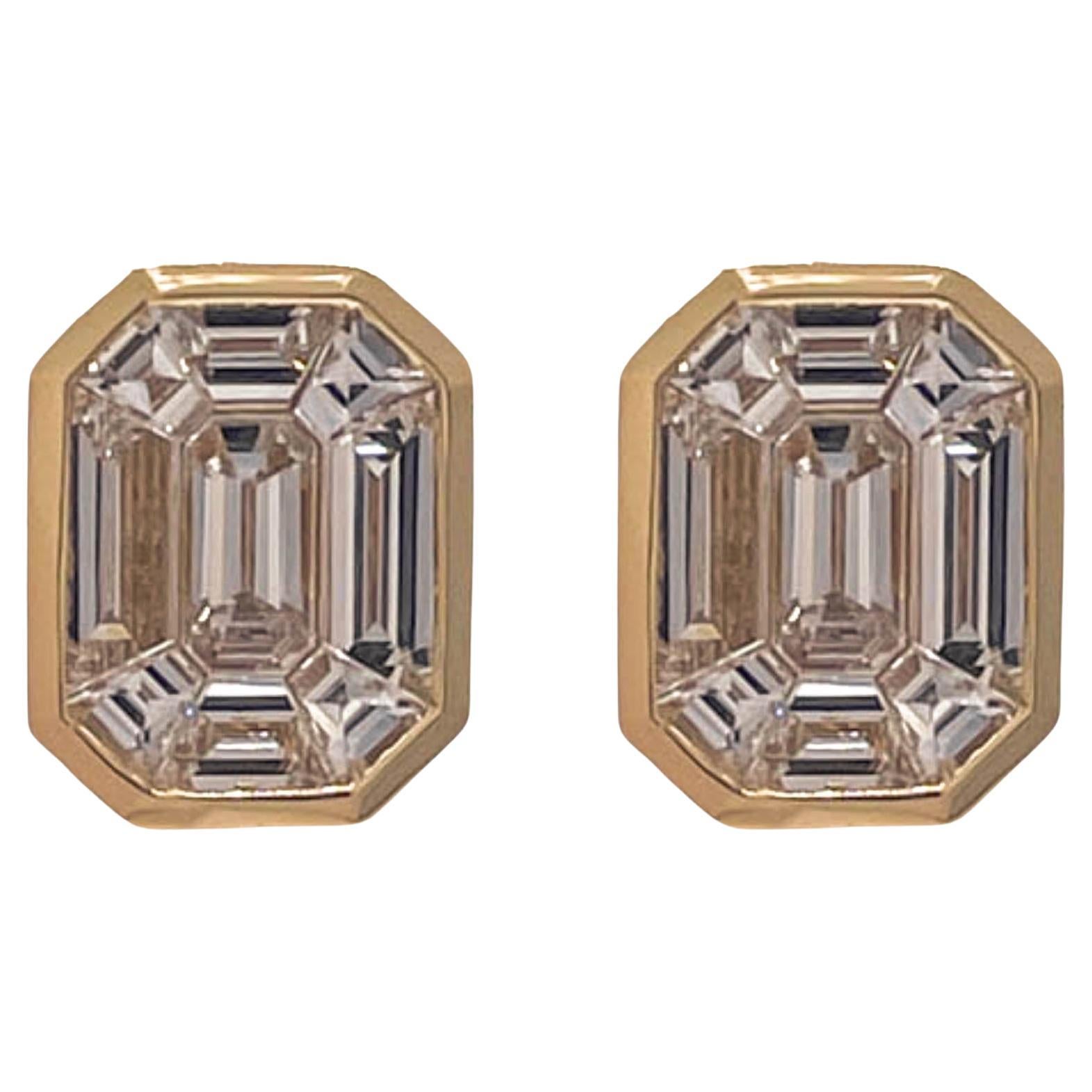 Jay Feder 18k Yellow Gold Invisible set Emerald cut Diamond Stud Earrings For Sale
