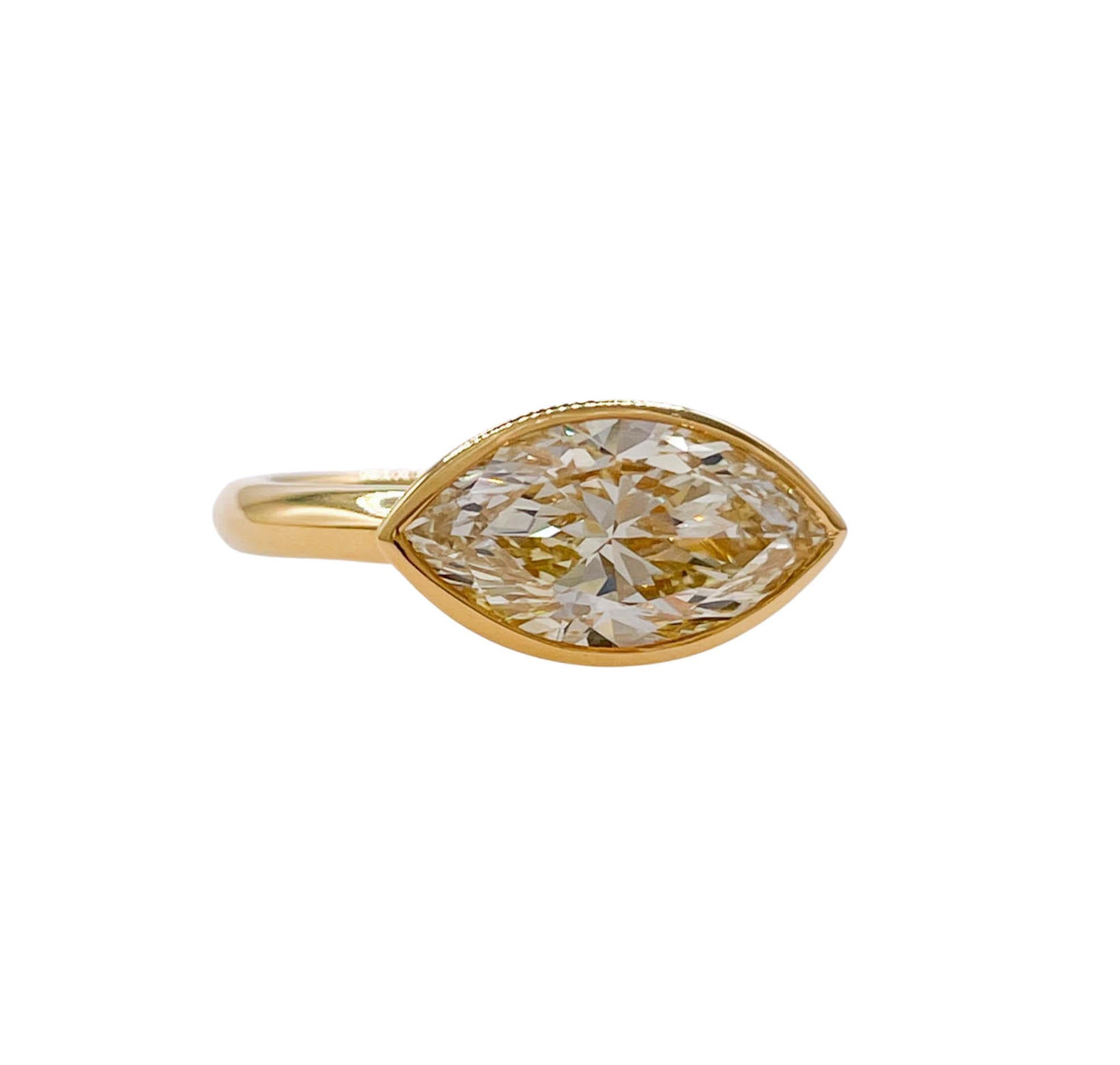 Jay Feder Verlobungsring, 18 Karat Gelbgold Marquise-Diamant, rechte Hand, Solitär (Marquiseschliff)
