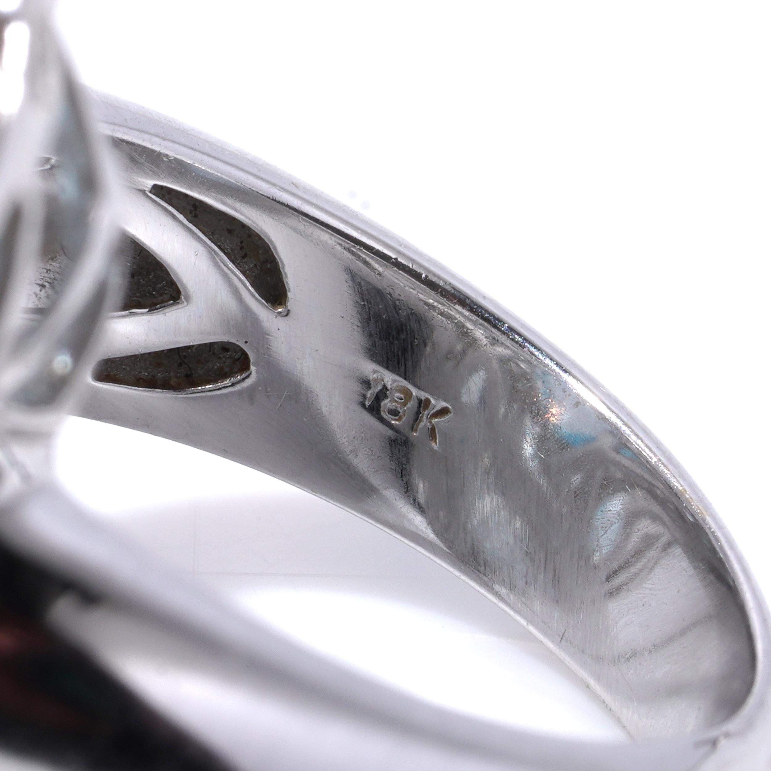 Anello Jay Feder in oro bianco 18kt con topazio blu e diamanti in vendita 3