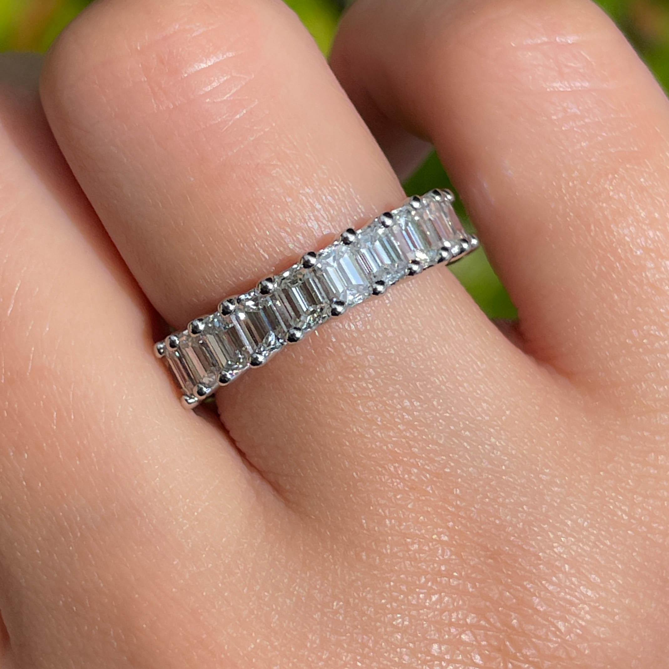 Women's or Men's Jay Feder Platinum Emerald cut Diamond Eternity Band Ring