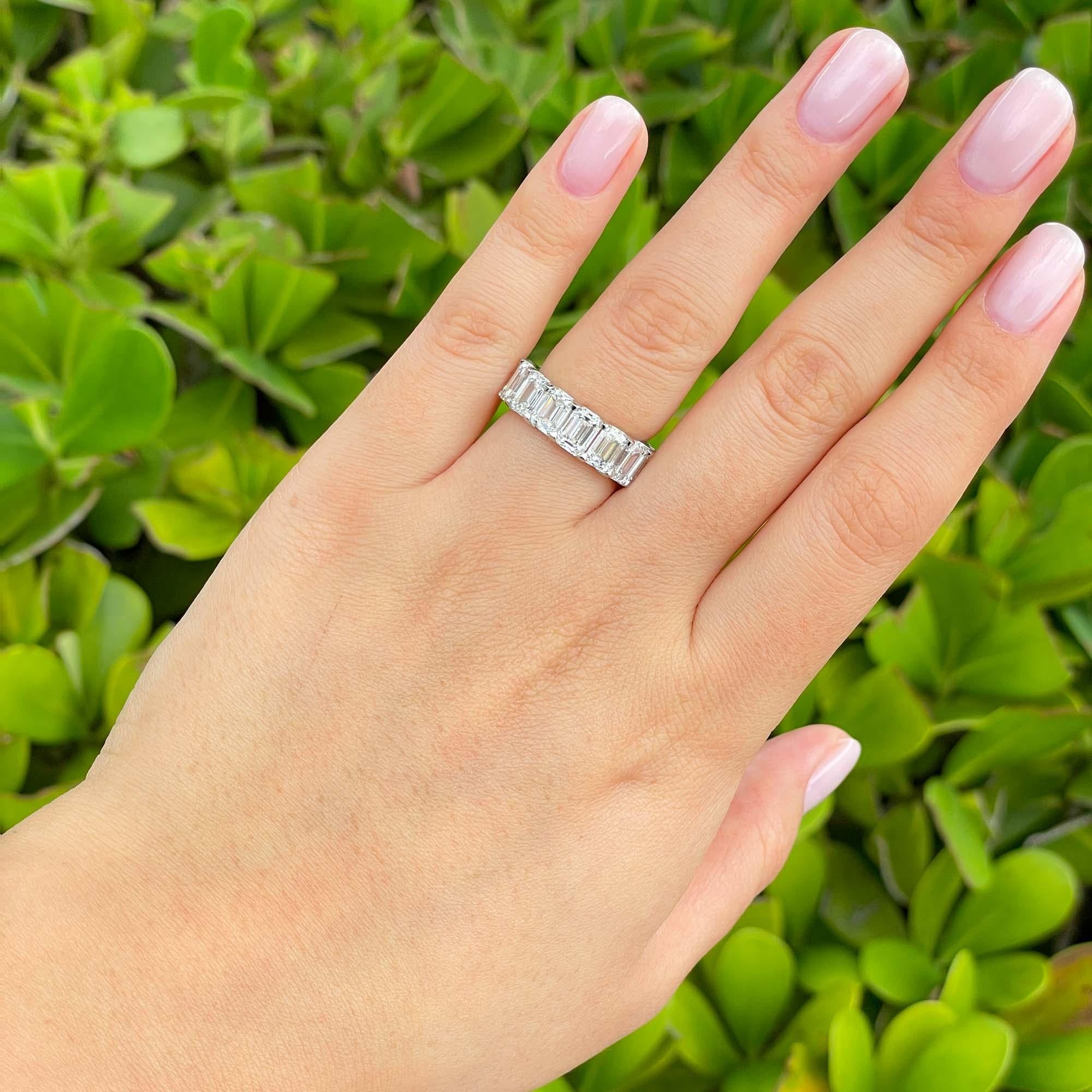 Jay Feder Platinum Emerald Diamond Eternity Band Ring For Sale 4