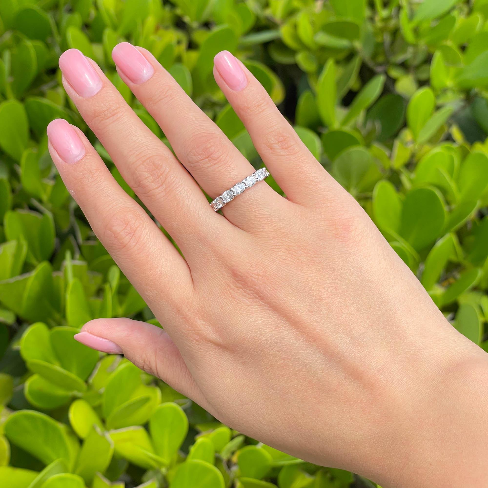 Jay Feder Platinum Oval Diamond East-West Eternity Band Ring For Sale 1