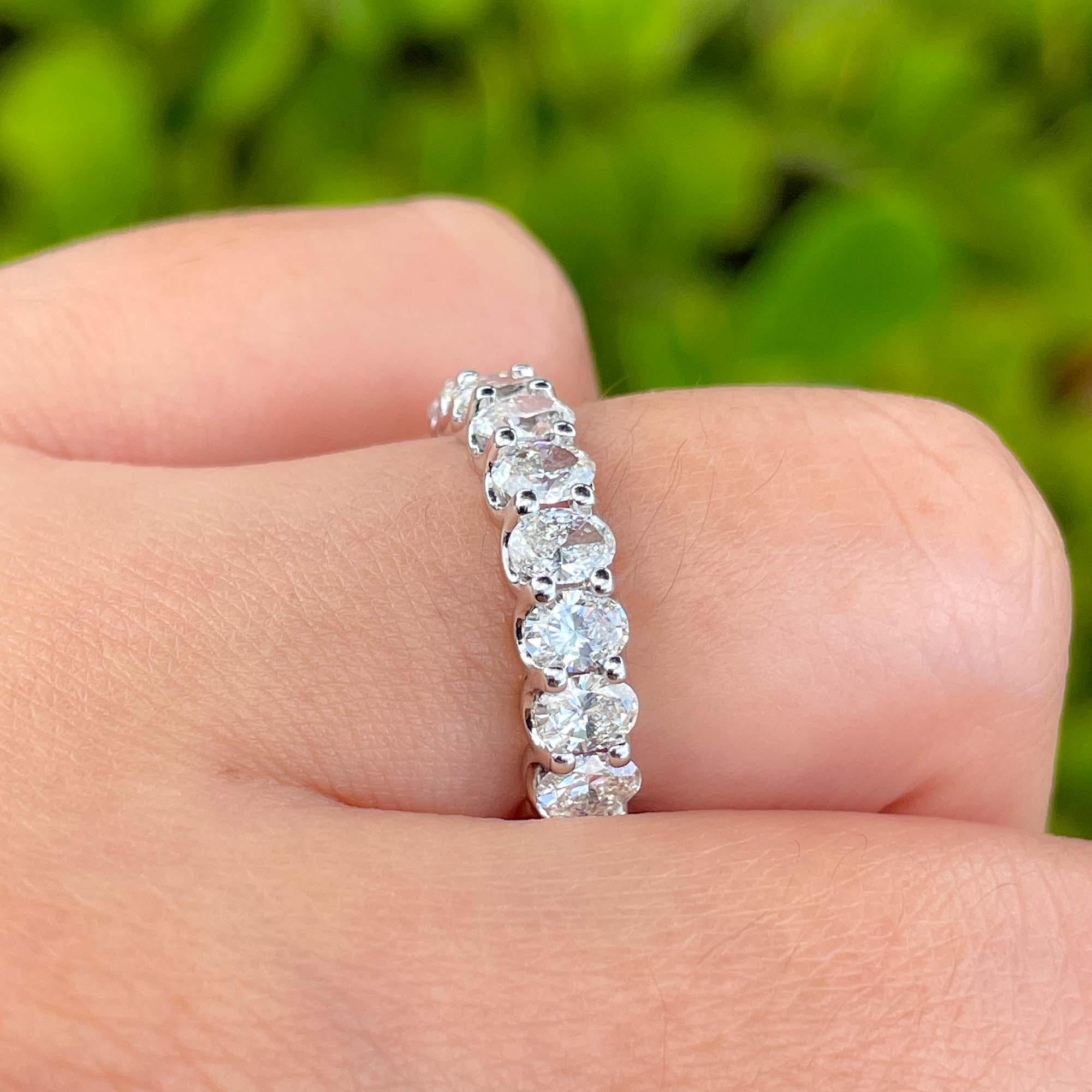 Jay Feder Platinum Oval Diamond Eternity Wedding Band For Sale 1