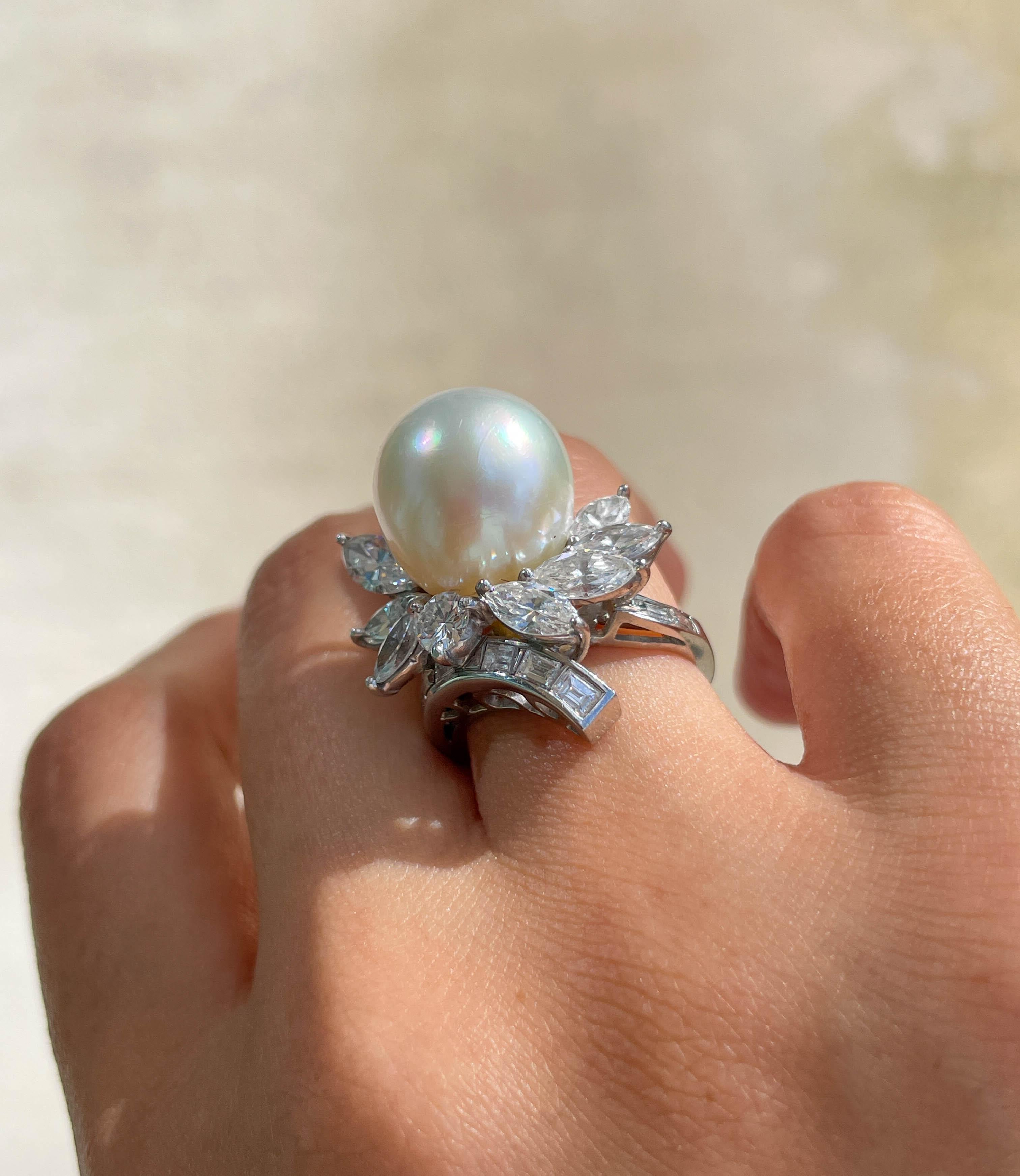 Jay Feder Platinum South Sea Pearl Diamond Cocktail Ring In Good Condition For Sale In Boca Raton, FL