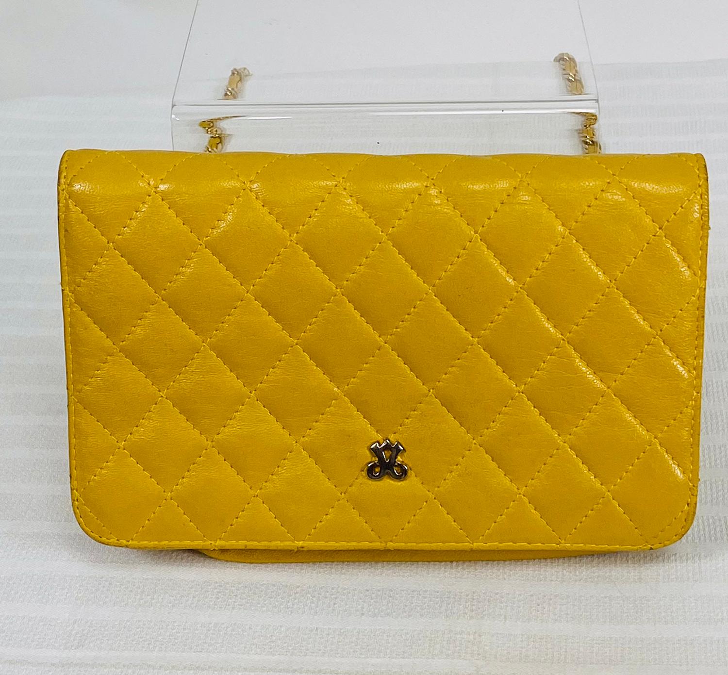 Vintage Jay Herbert mustard yellow quilted soft leather, mini flap front, chain strap shoulder bag. Cute bag in an unusual and bright colour. Long gold chain woven with yellow leather can be carried cross body. Lined in leather and taupe grosgrain
