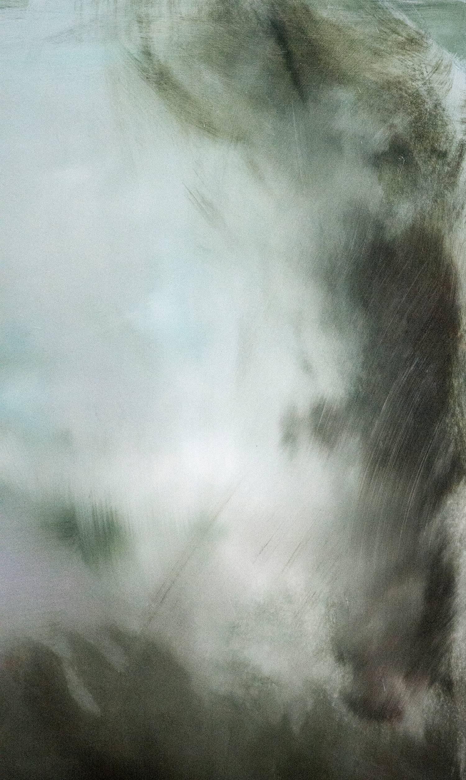 Rujuh 12 - Dunkle, atmosphärische, abstrakte Landschaft, Acryl, Harz auf Tafel (Abstrakt), Painting, von Jay Hodgins