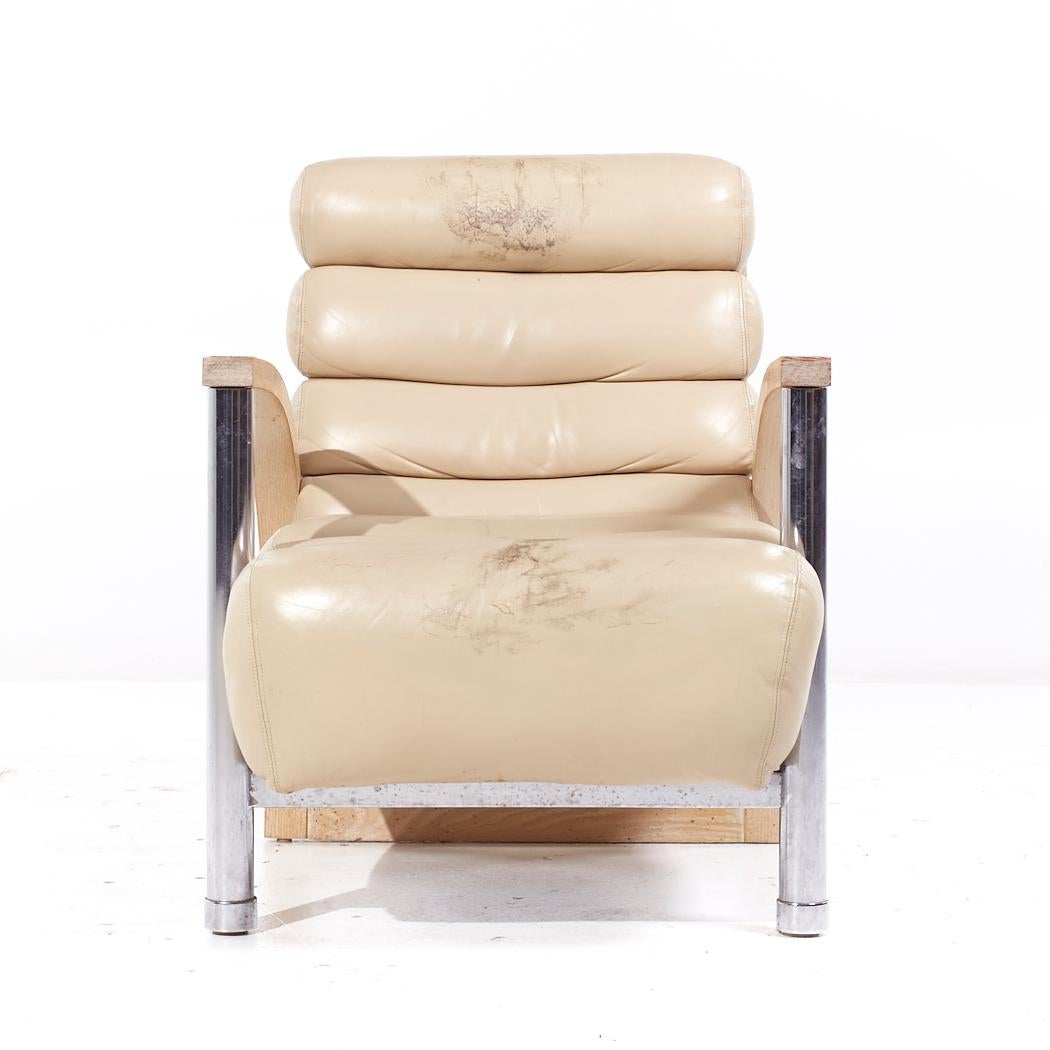 Jay Spectre for Century Furniture Mid Century Eclipse Lounge Chair - Pair In Good Condition For Sale In Countryside, IL