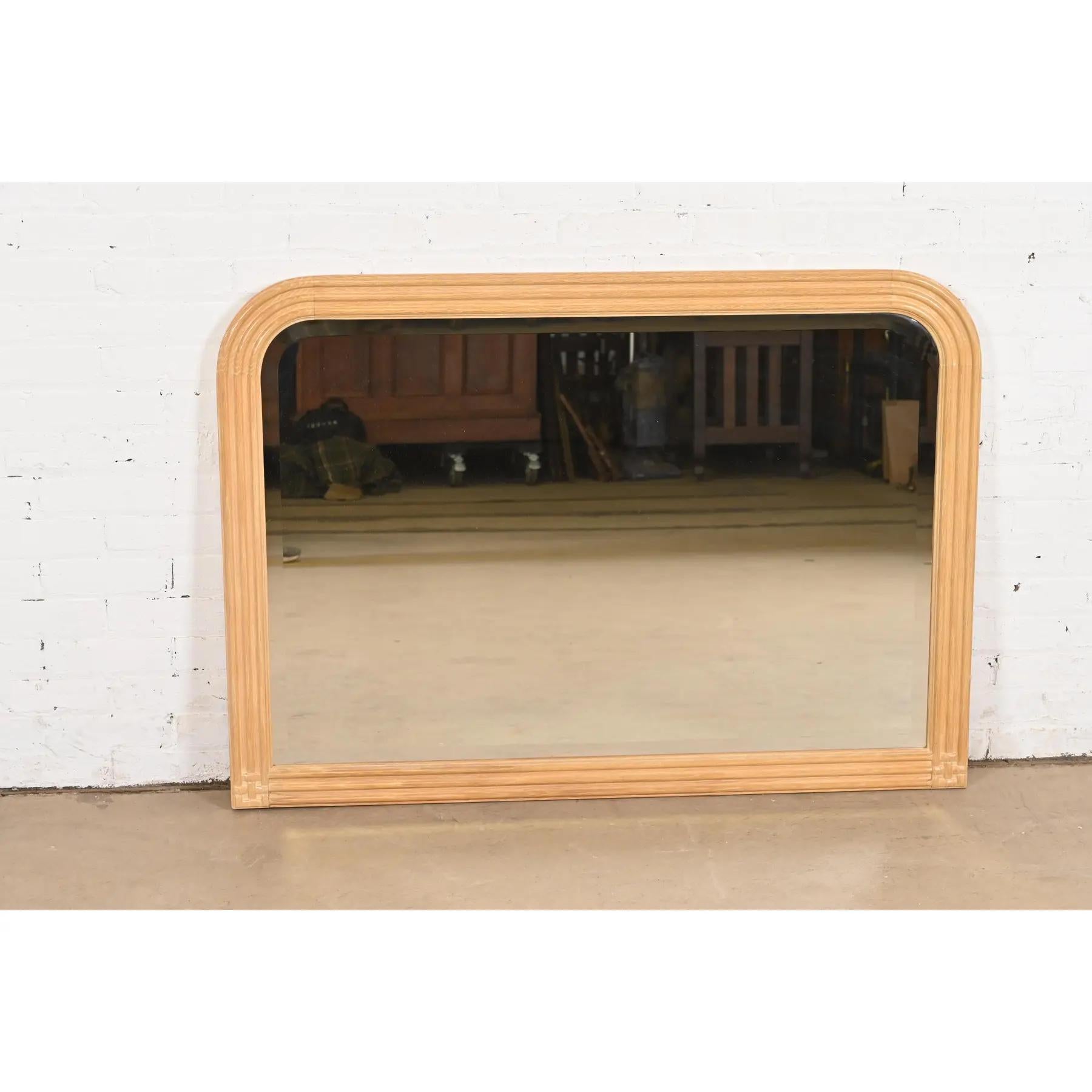 Art Déco Jay Spectre per Century Furniture - Specchio da parete con cornice in Oak Mirror moderno Art&Deco in vendita