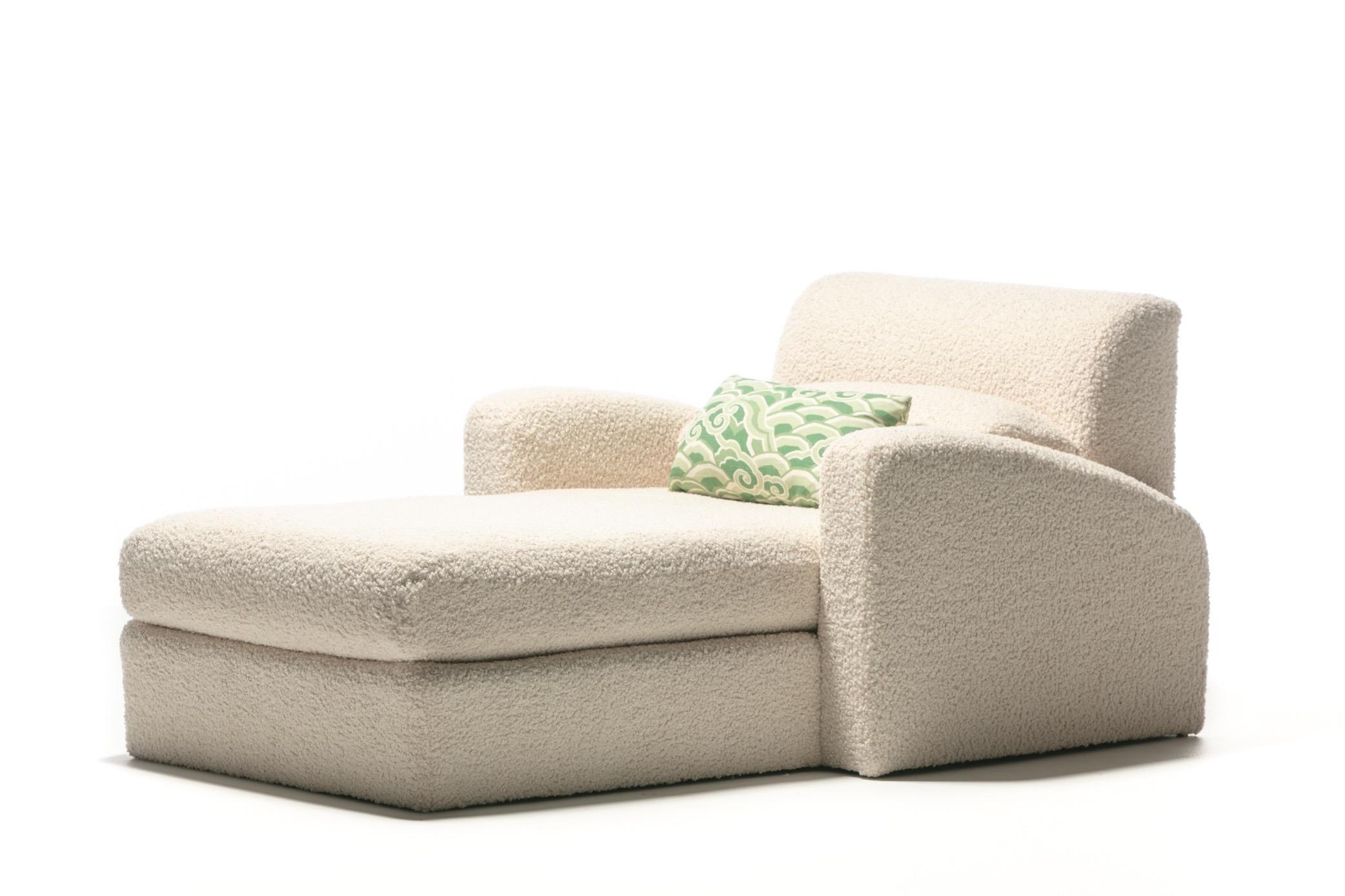 Chaise à vapeur Jay Spectre pour Century Furniture en ivoire et blanc boucl vers 1990 en vente 9