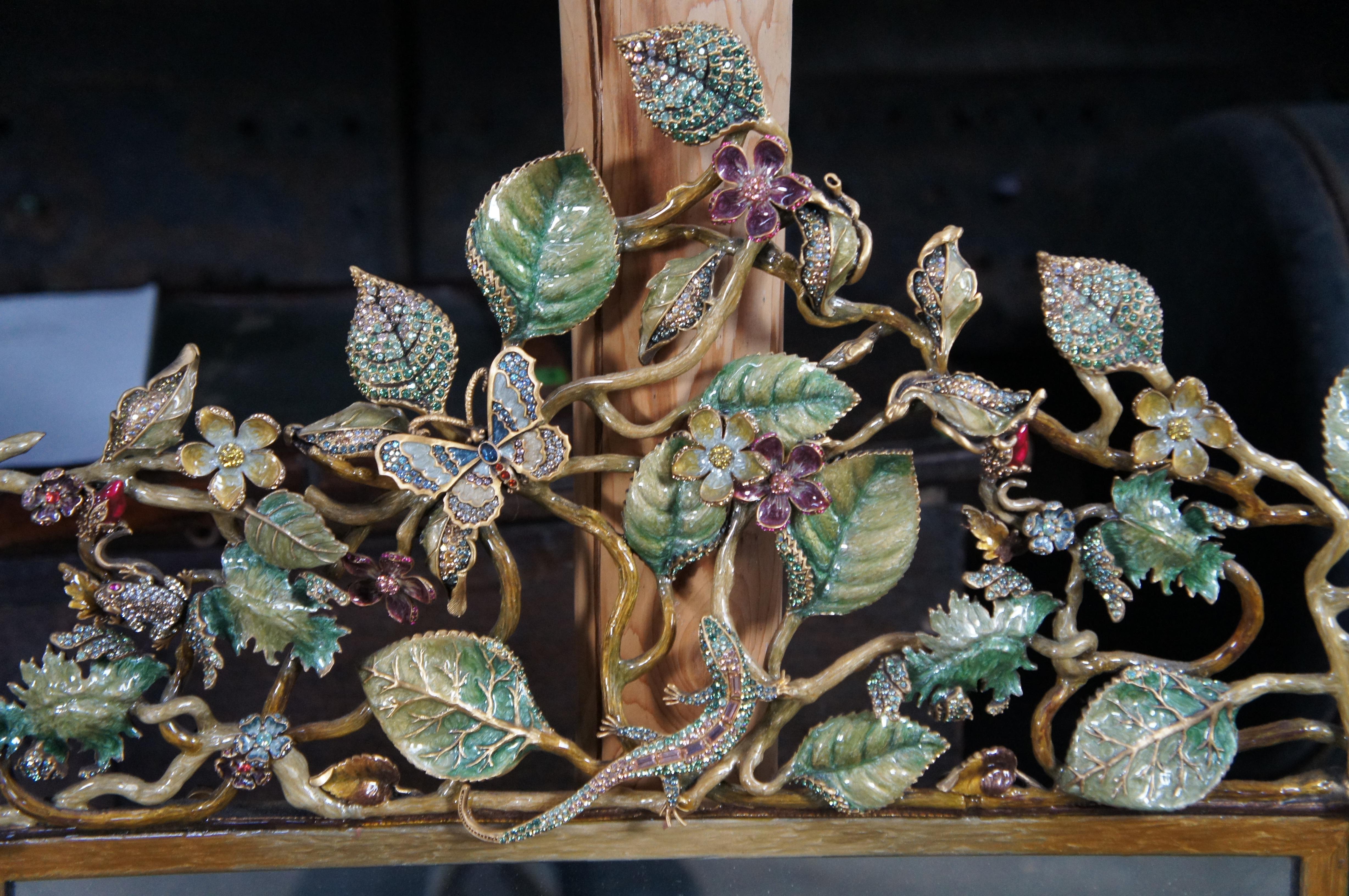 Miroir mural Jay Strongwater Flora and Fauna en bronze émaillé et cristal Swarovski 31