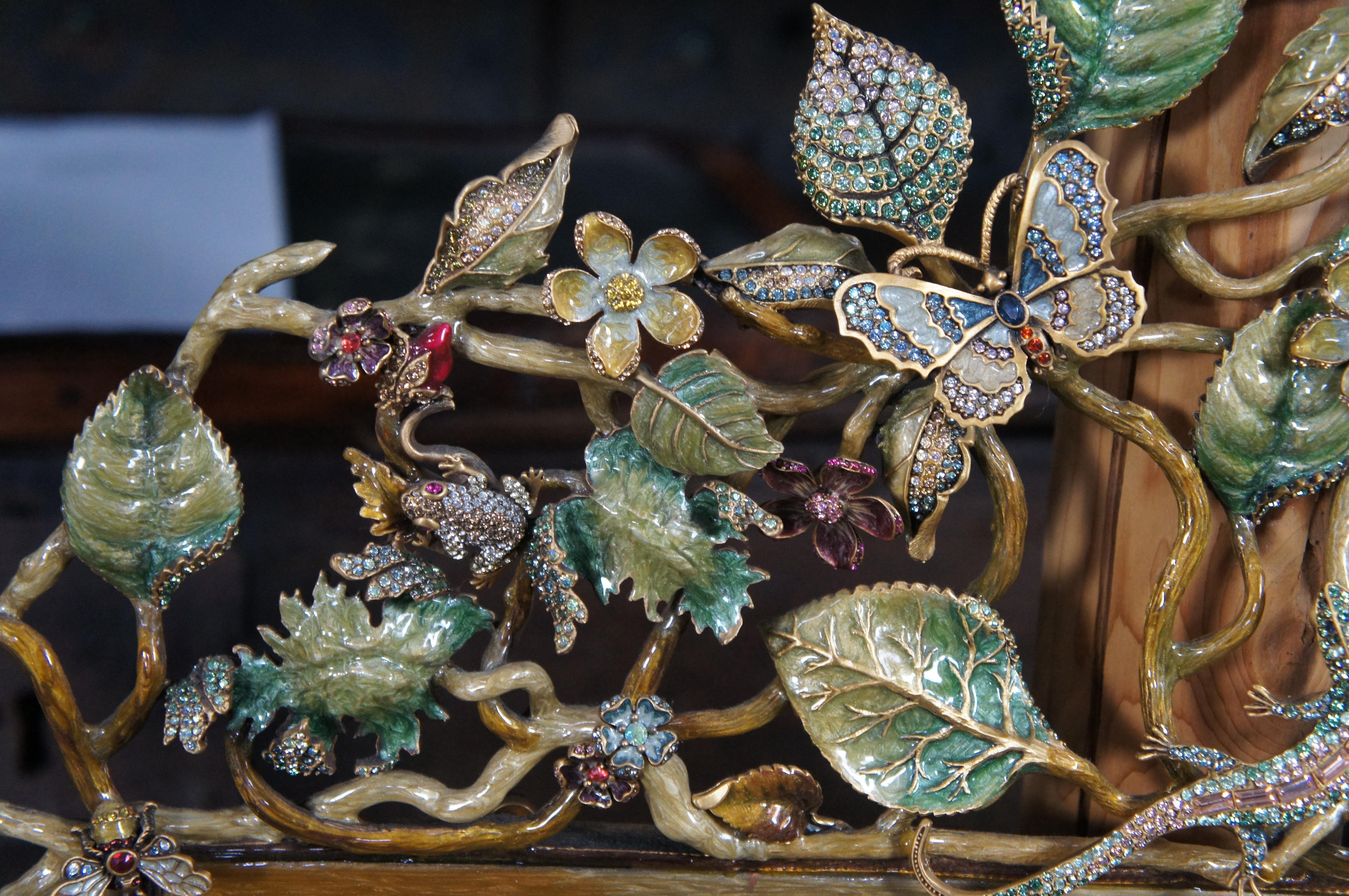 20ième siècle Miroir mural Jay Strongwater Flora and Fauna en bronze émaillé et cristal Swarovski 31