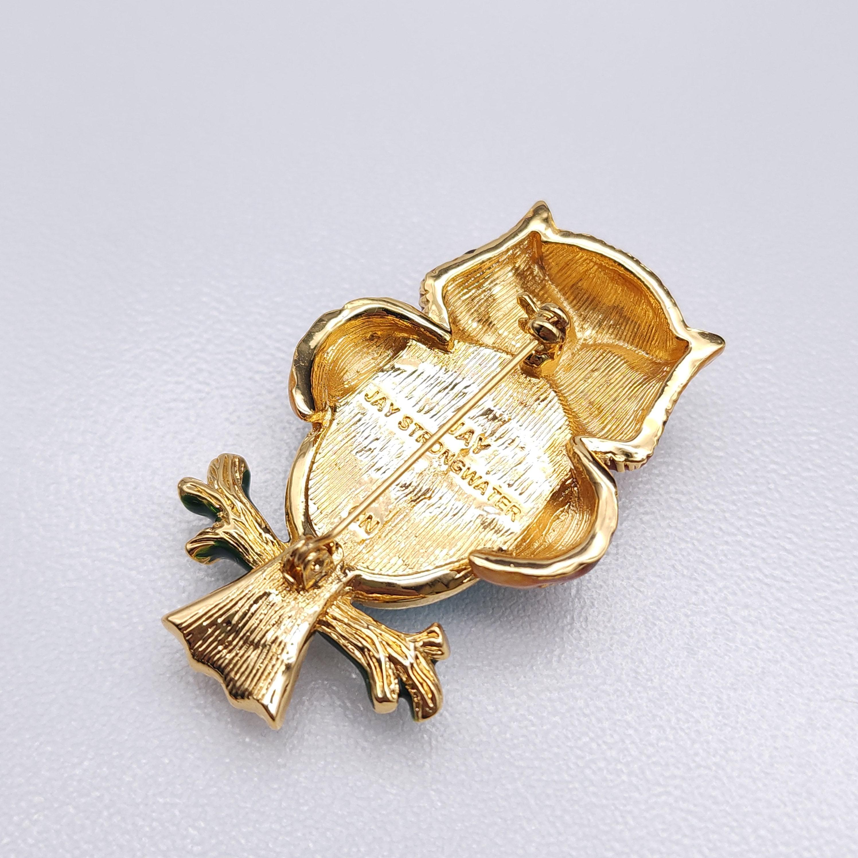 Jay Strongwater Owl Brooch with Turquoise & Enamel in Gold-Tone, Amber Eyes In New Condition For Sale In Milford, DE