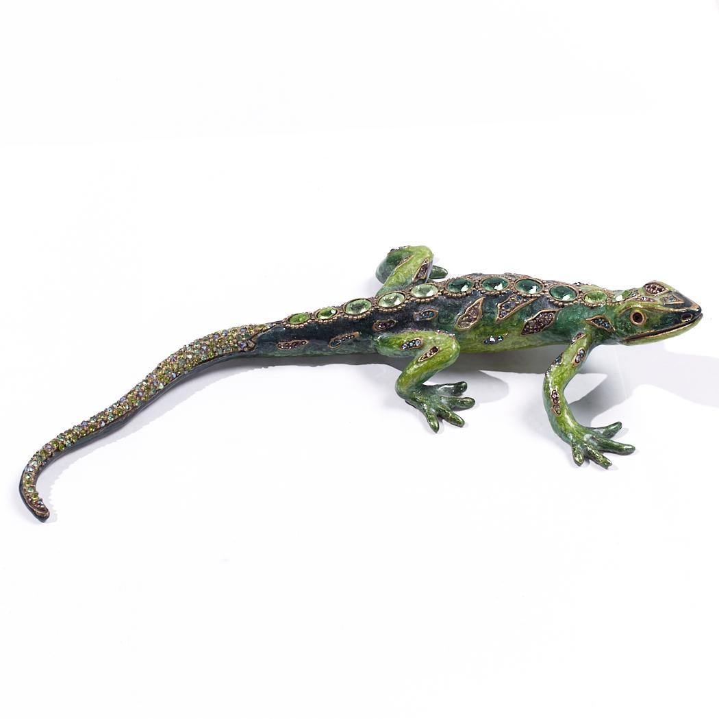 Jay Strongwater Sawyer Salamander Figurine In Good Condition For Sale In Countryside, IL