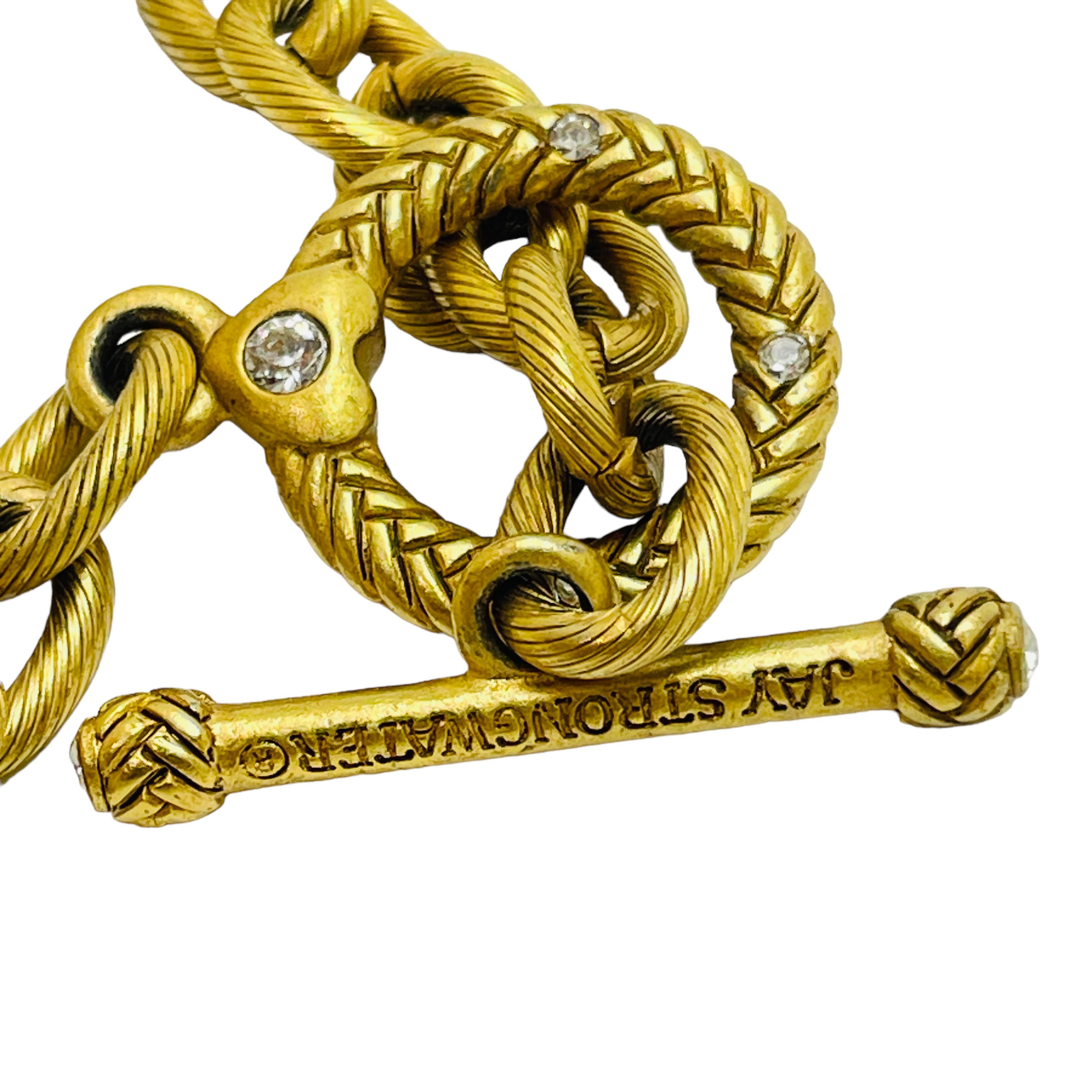 JAY STRONGWATER signed gold tone toggle clasp chain designer bracelet In Good Condition In Palos Hills, IL