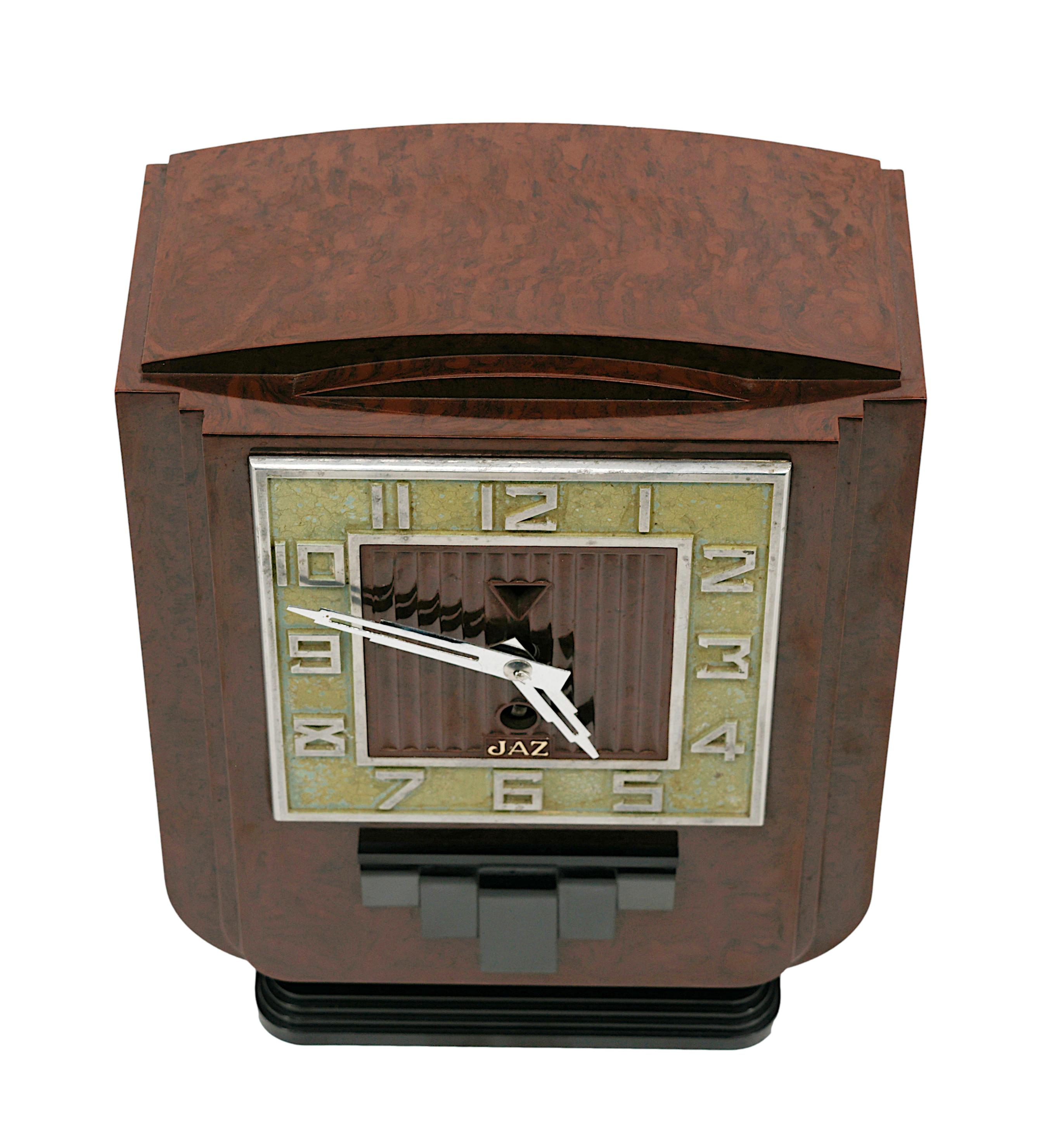 Horloge Art déco en bakélite chaude JAZ, 1920 5