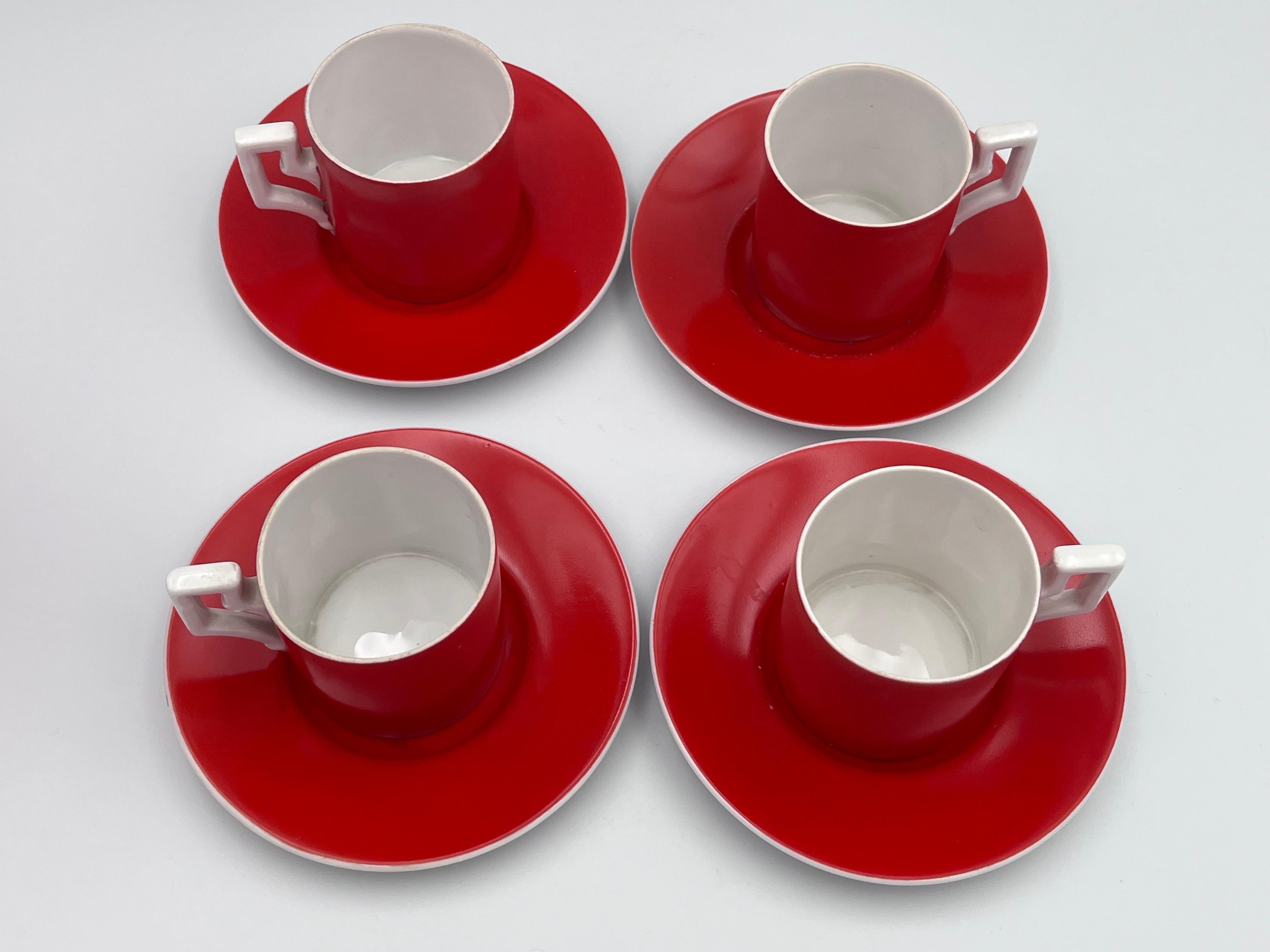 Service à café Demitasse en porcelaine rouge et blanche Jazz Age 1930's EPIAG Art Deco en vente 5