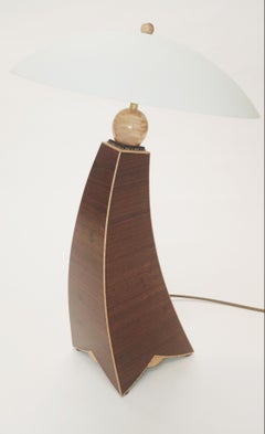 Lampe de bureau variation ziricote d'inspiration jazz en stock