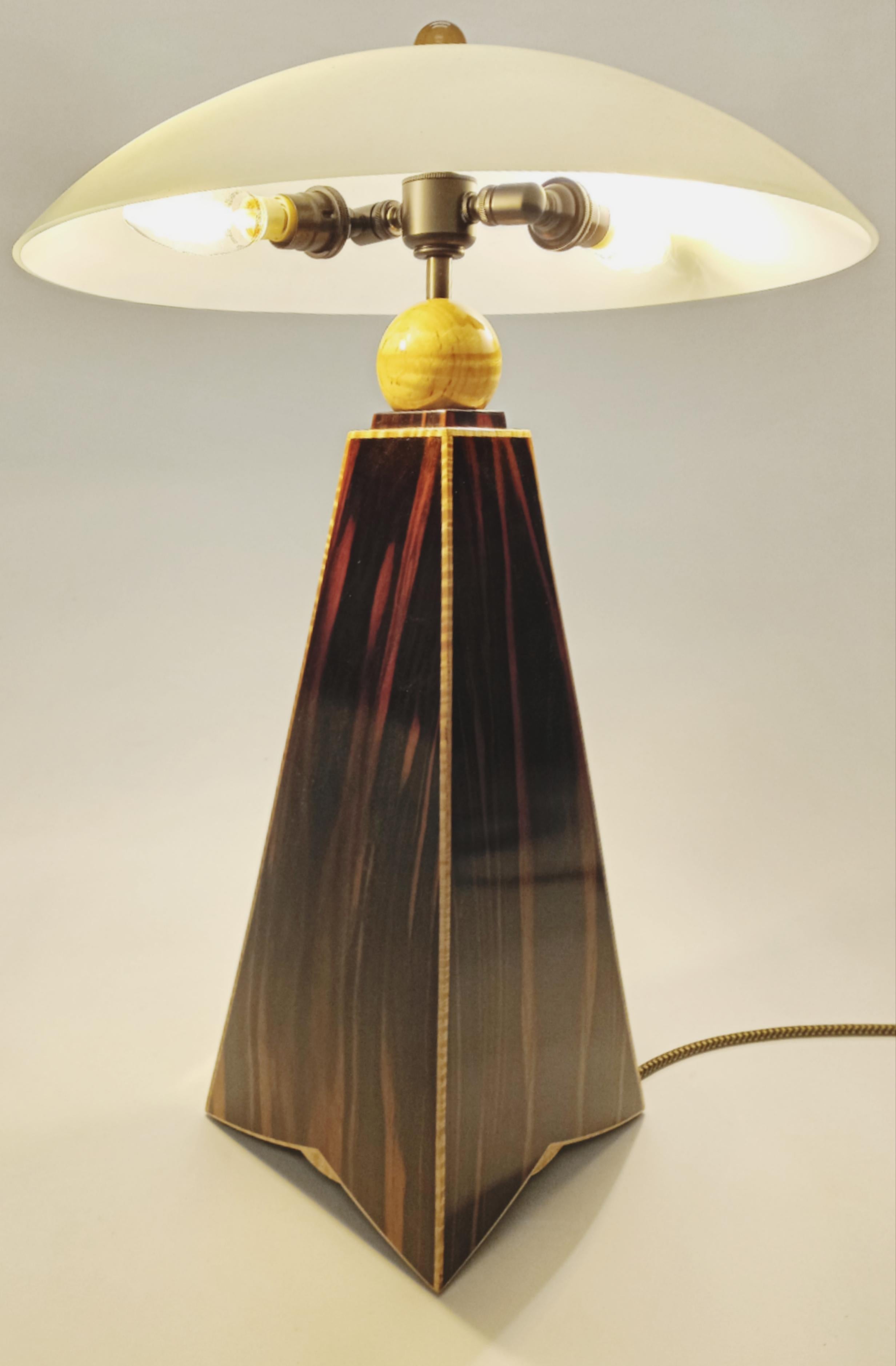 Table lamp makassar ebony variation jazz inspired in stock In New Condition For Sale In Edinboro, PA