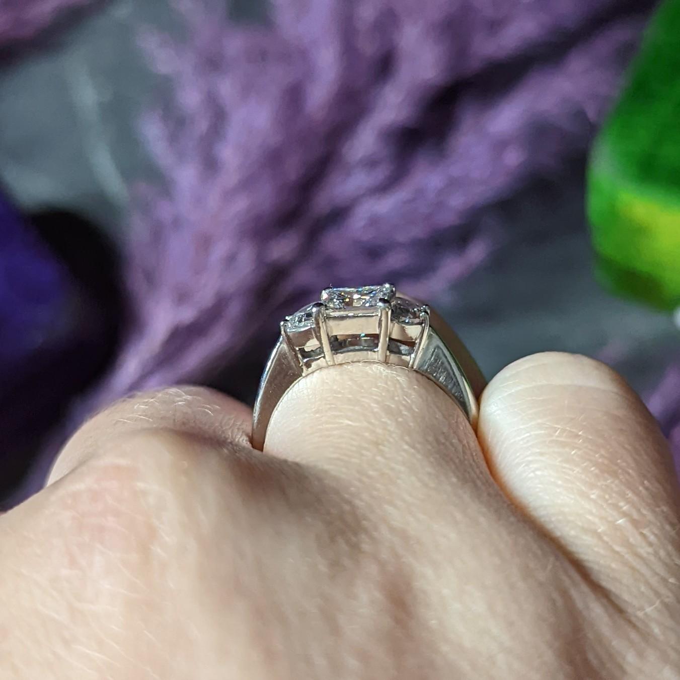 JB Star 1.55 Carats Princess Cut Diamond Platinum Engagement Ring GIA 10
