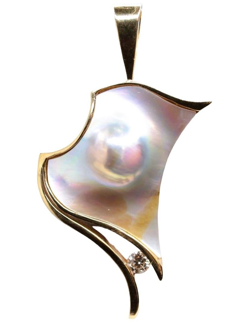 JBD 14K Yellow Gold Blister Pearl and VS2 Diamond Pendant .30 CTW For Sale 2
