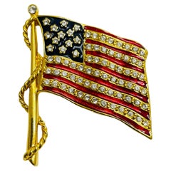 JBK JACQUELINE KENNEDY vintage gold ensmel rhinestone flag designer brooch