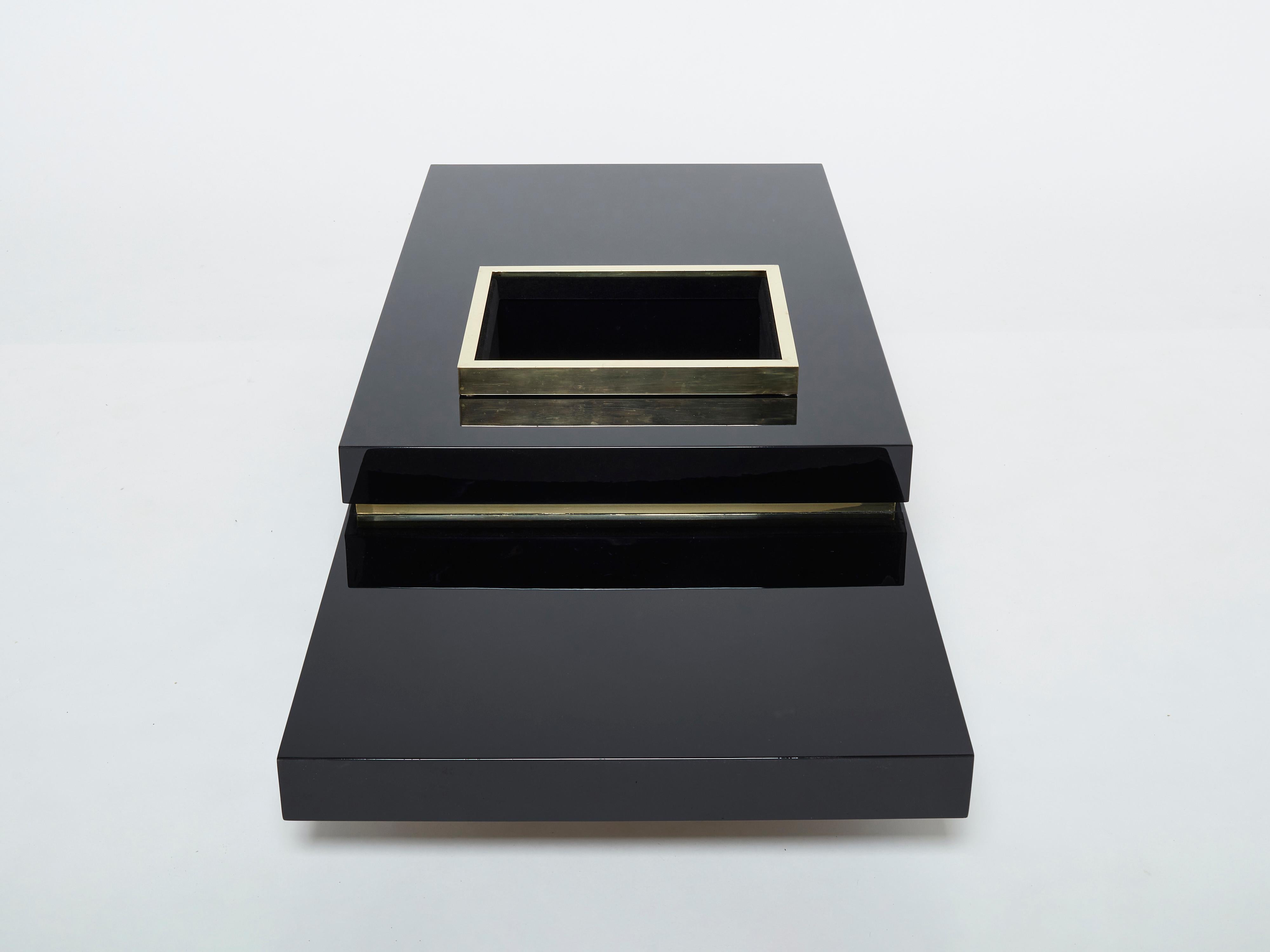 J.C. Mahey Black Lacquer and Brass Bar Coffee Table 1970s For Sale 1