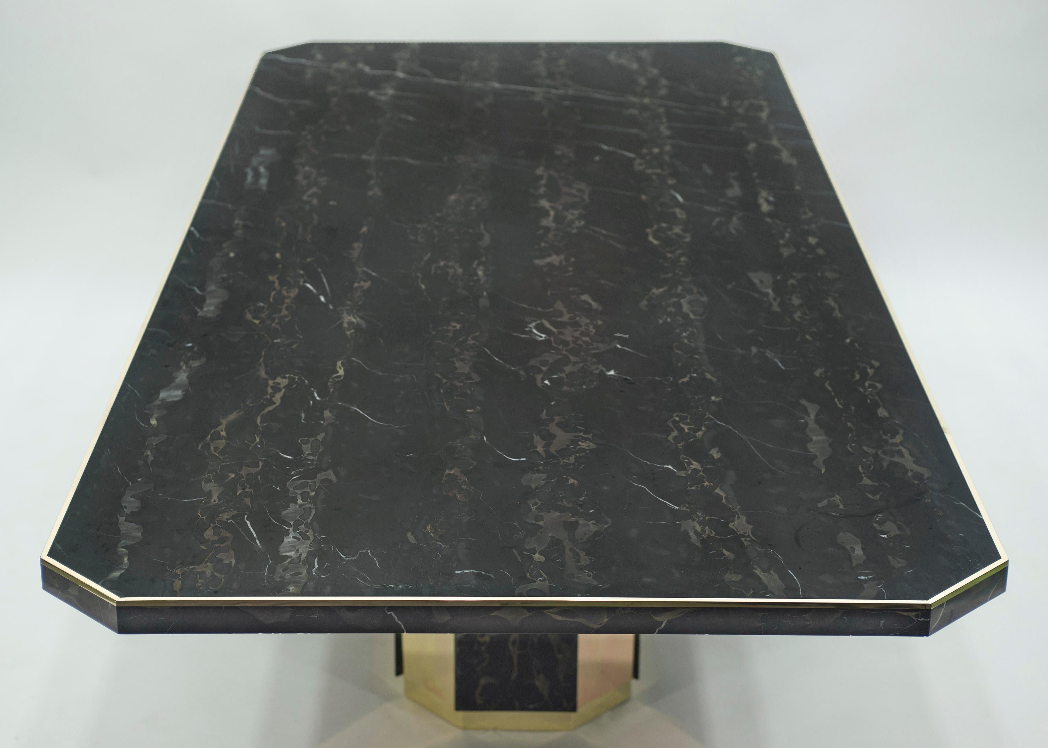 J.C. Mahey for Paco Rabanne Black Portoro Marble Dining Table Brass, 1979 In Good Condition For Sale In Paris, IDF