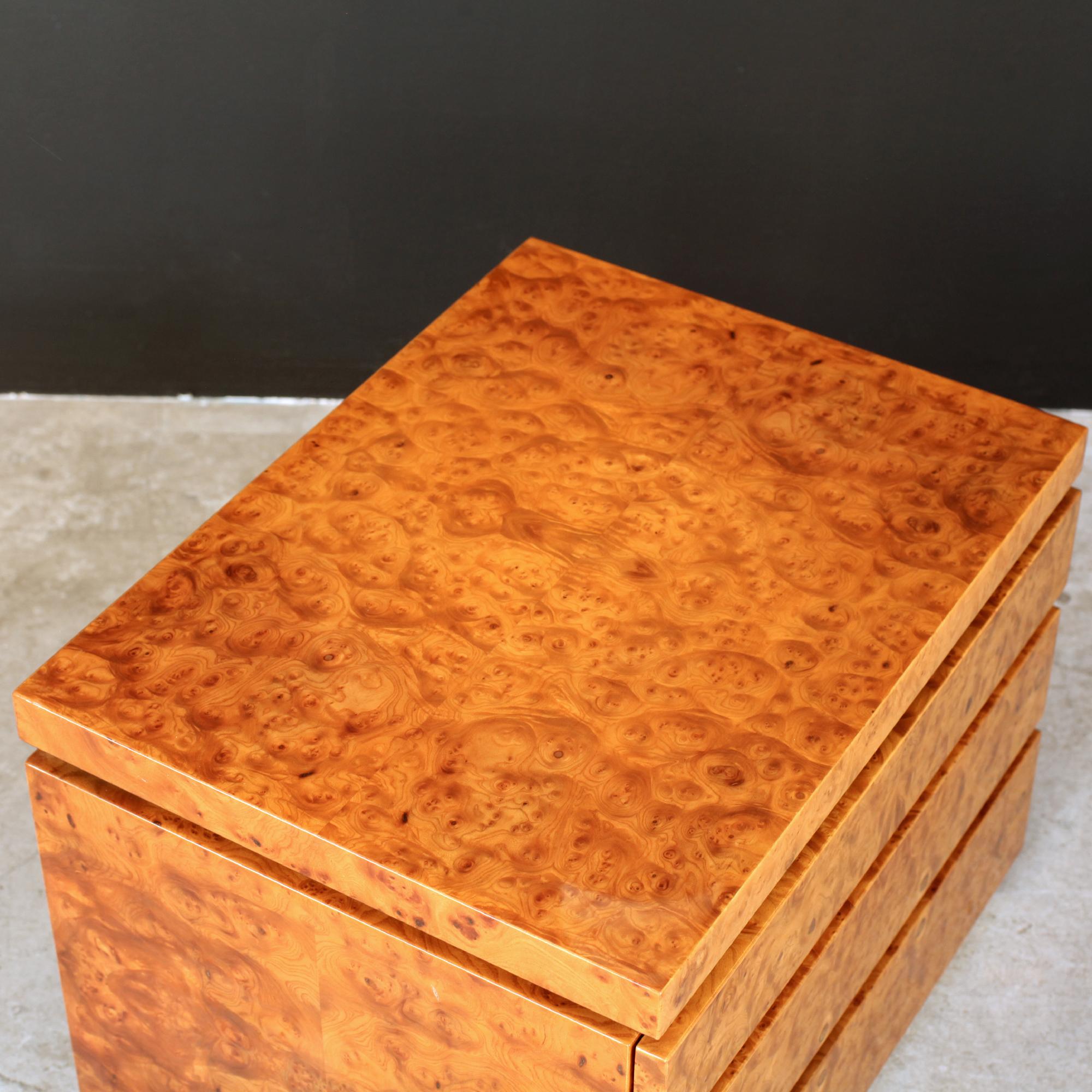 J.C. Mahey Pair of Burl Elm and Brass Nightstands Chests Side Table France 1970s 4