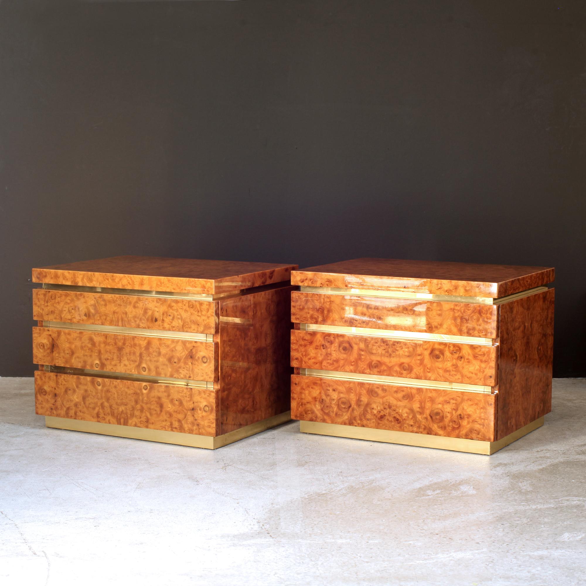 French J.C. Mahey Pair of Burl Elm and Brass Nightstands Chests Side Table France 1970s