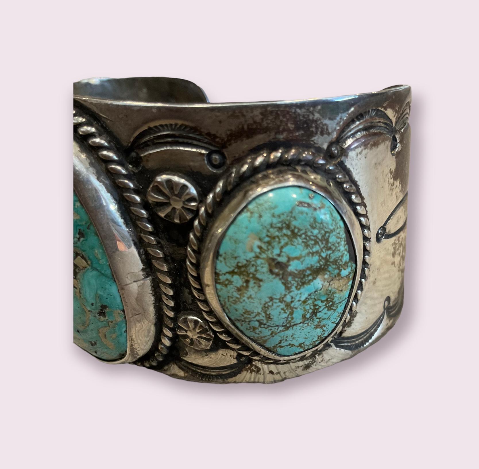JC Native American Navajo Sterling Morenci Turquoise Sunburst Cuff In Good Condition In San Diego, CA