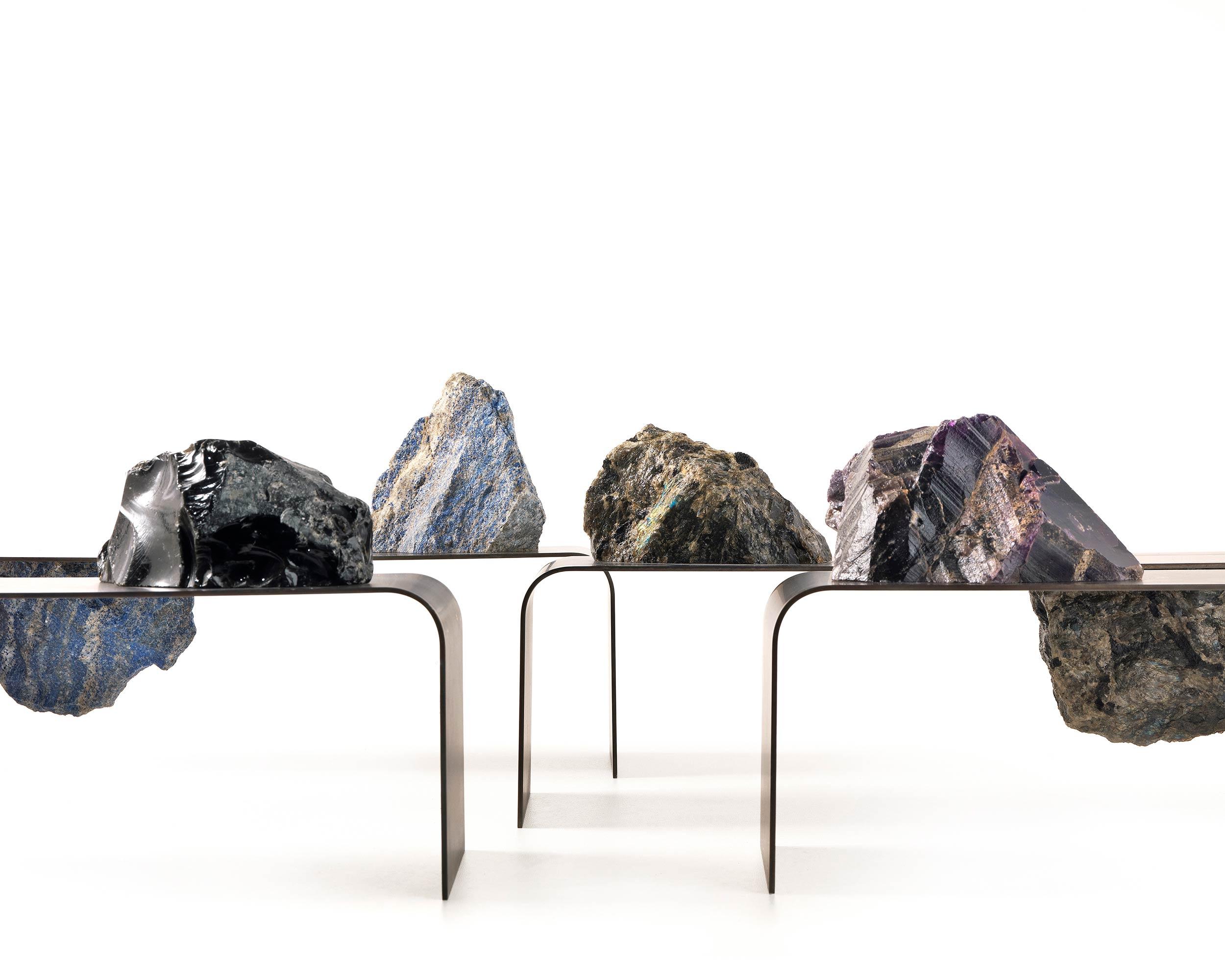 21st Century Agment Centrepiece with Raw Labradorite Elements by CTRLZAK In New Condition For Sale In Cantù, Lombardia