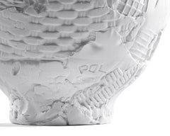 Petit vase Esker du 21e siècle en porcelaine biscuit par POL