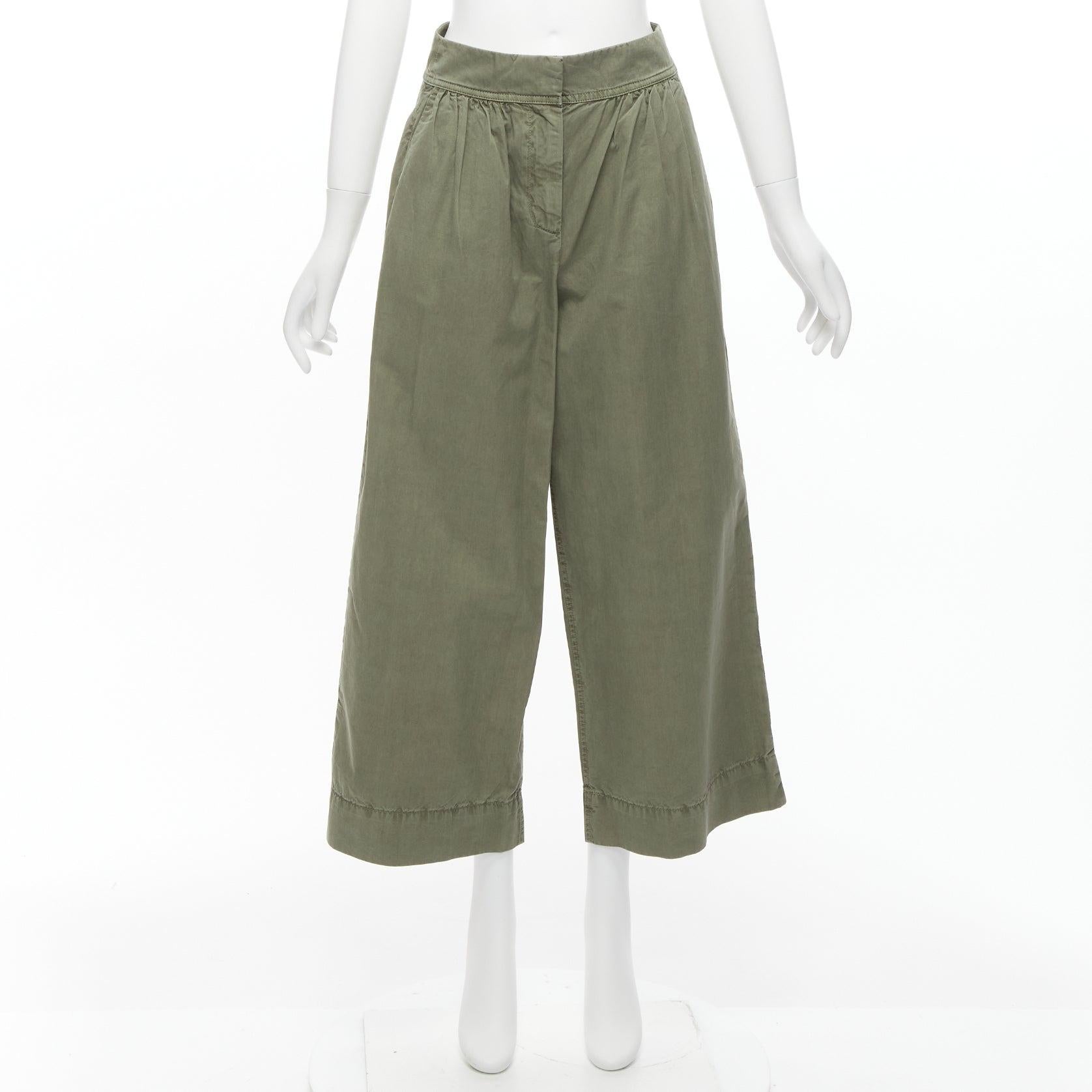 J.CREW COLLECTION 100% washed green cotton pleat front wide safari pants US0 XS
Reference: SNKO/A00411
Brand: J.CREW
Material: Cotton
Color: Green
Pattern: Solid
Closure: Zip Fly
Extra Details: Back darts.
Made in: China

CONDITION:
Condition: