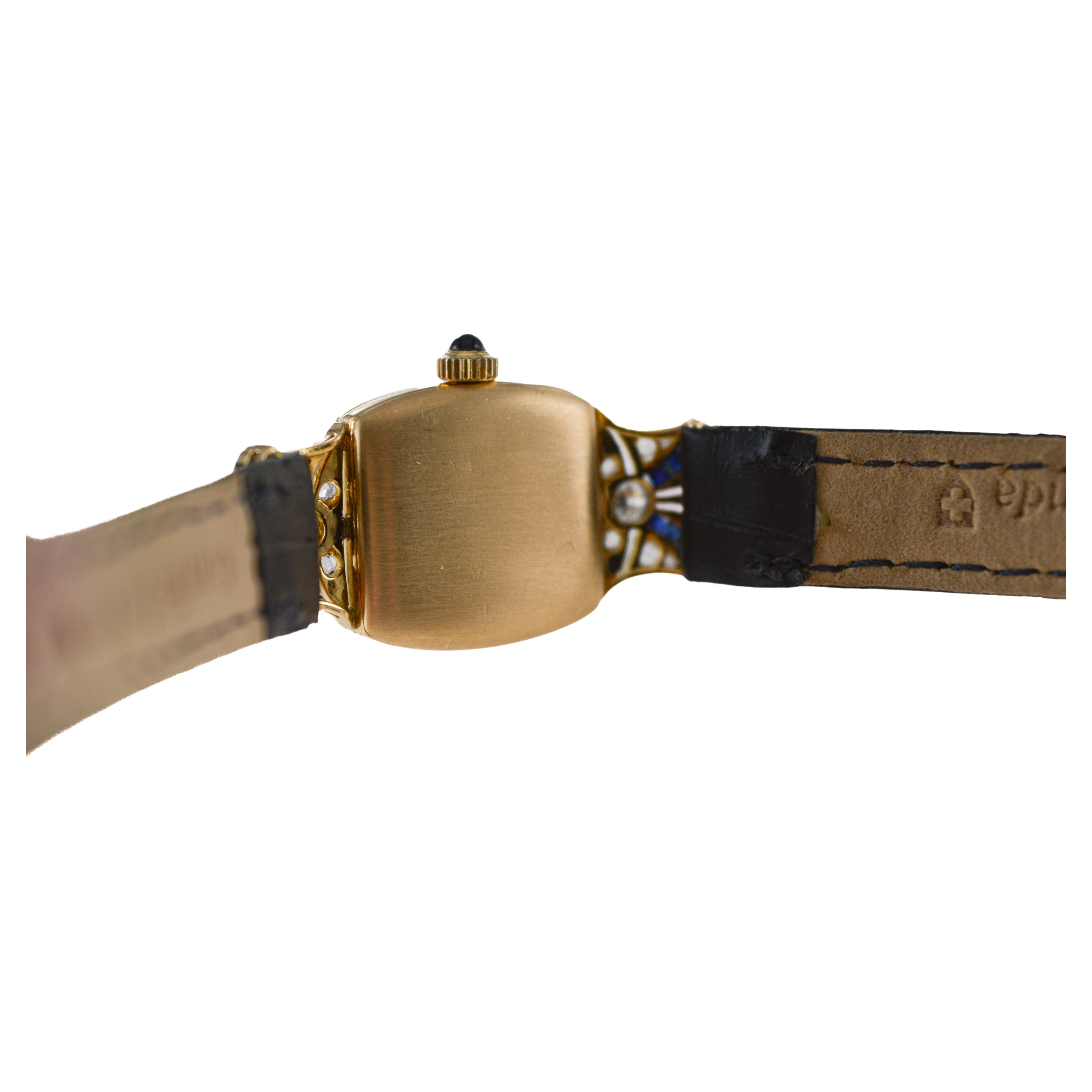 J.E Caldwell 18 Karat massives Gold Art Deco Damenuhr mit Diamanten und Saphiren im Angebot 7