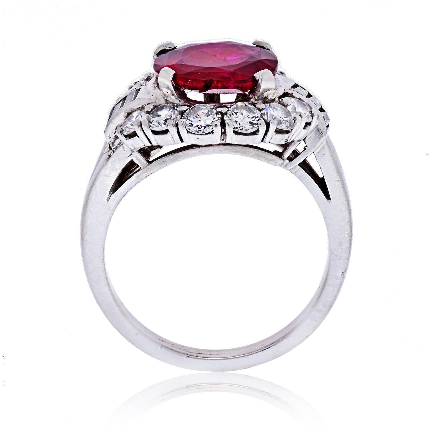 J.E. Caldwell & Co. 2.52 Carat Cushion Cut Ruby Diamond Platinum Cocktail Ring In New Condition For Sale In Miami, FL