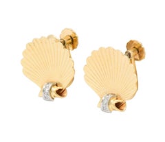 J.E. Caldwell Retro Diamond 14 Karat Gold Seashell Screw Back Earrings