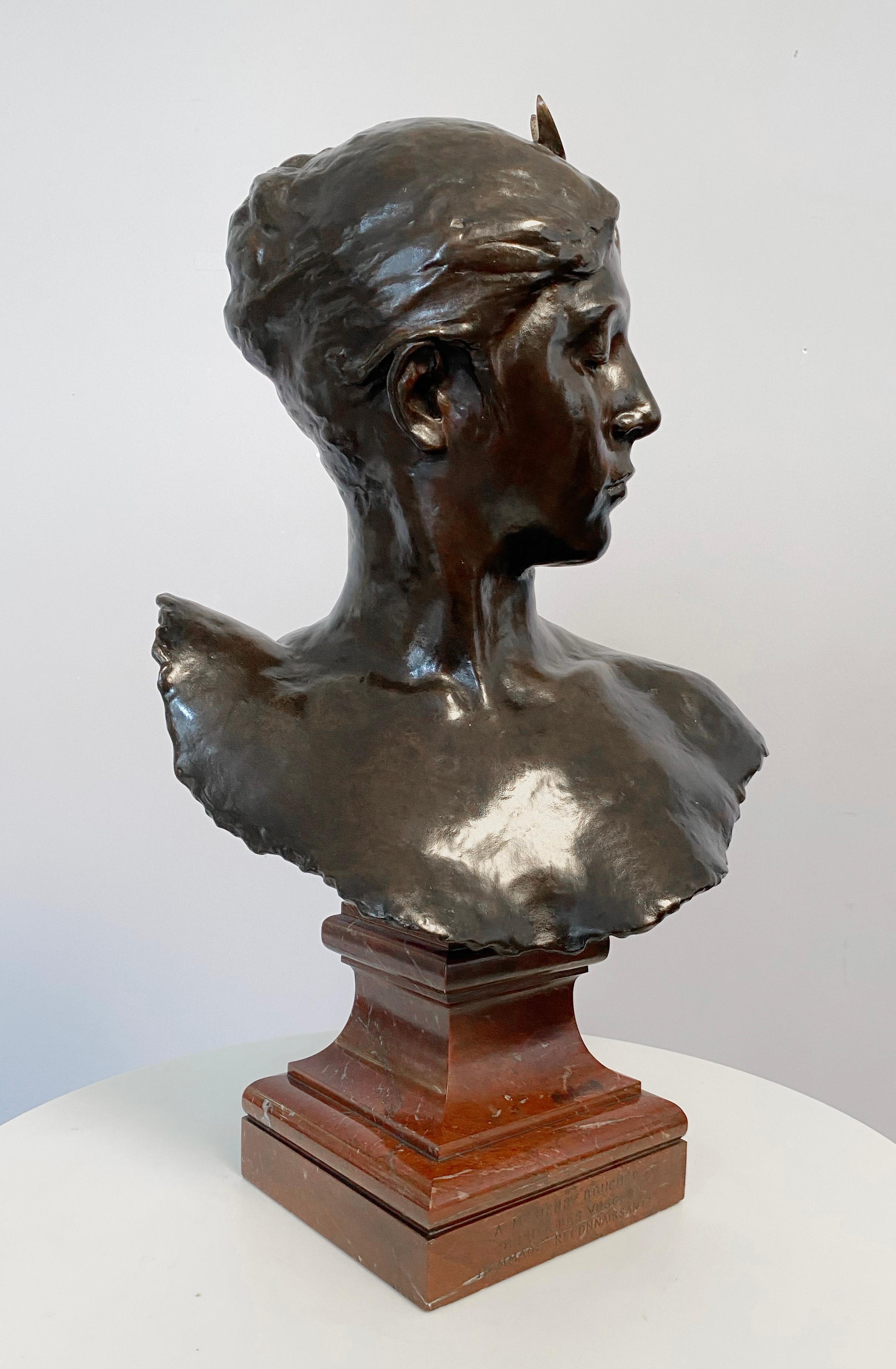 Buste de Diane - Sculpture de Jean Alexandre Joseph Falguière 
