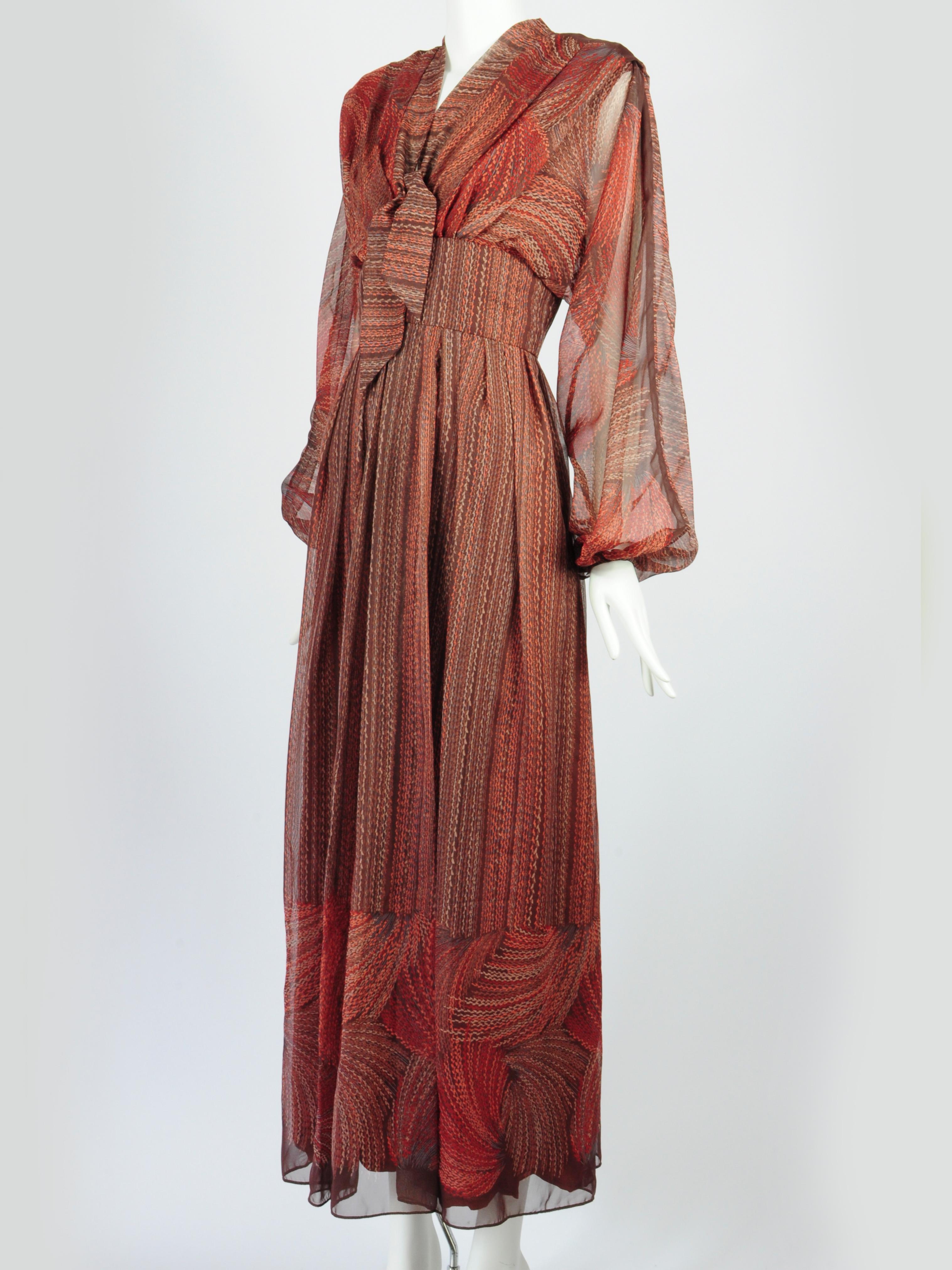 Jean Allen London Sheer Balloon Sleeves Maxi Dress 1970s  In Good Condition For Sale In AMSTERDAM, NL