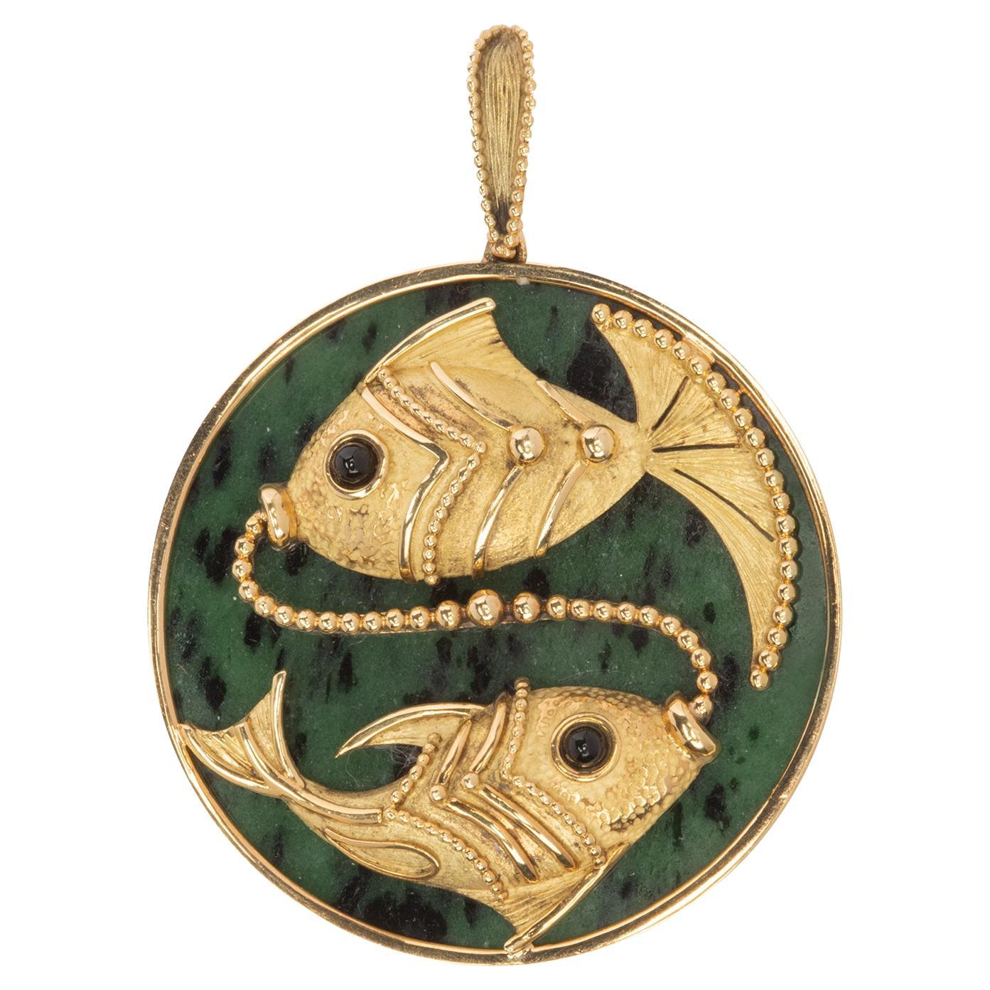 Jean e Pierre Bellin Ciondolo Pesci in zoisite e onice in vendita