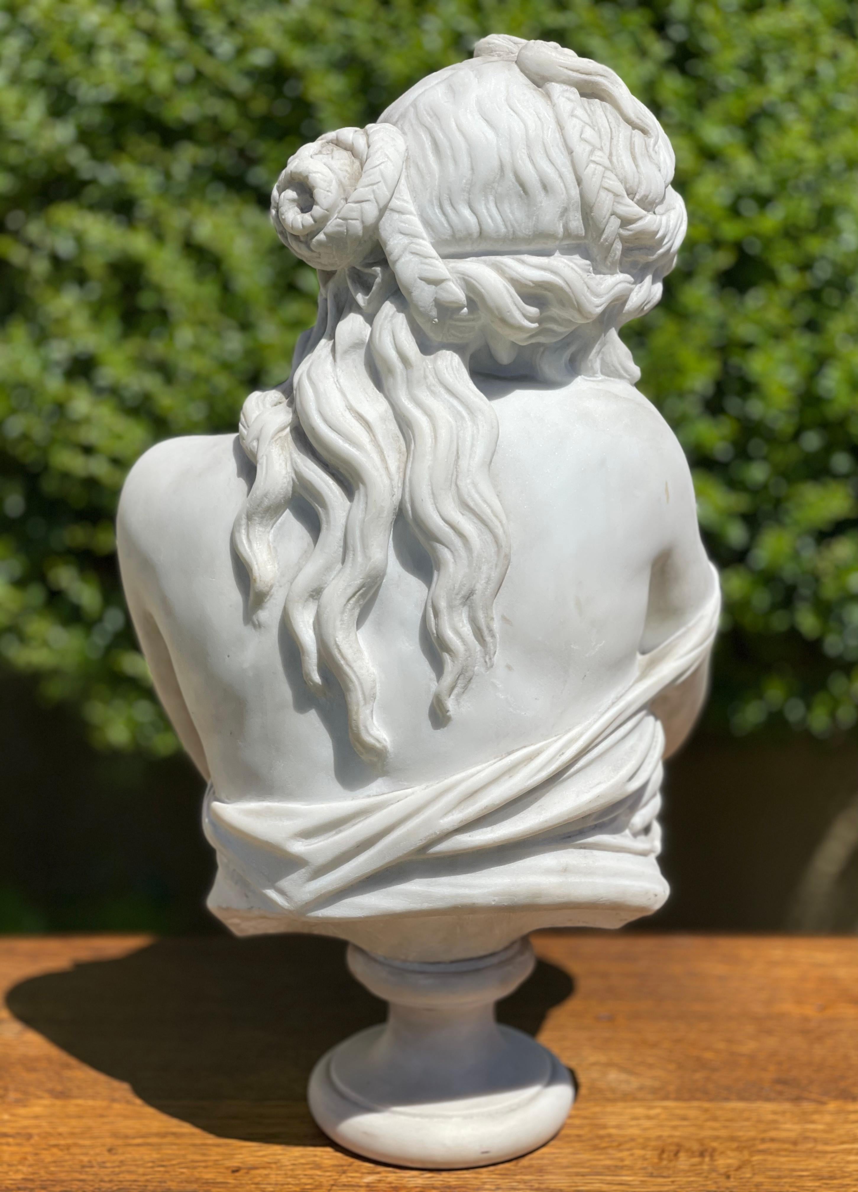 Jean-Antoine Houdon, “ La Pudeur ” Carrara Marble Sculpture 19th Century In Good Condition In Beaune, FR