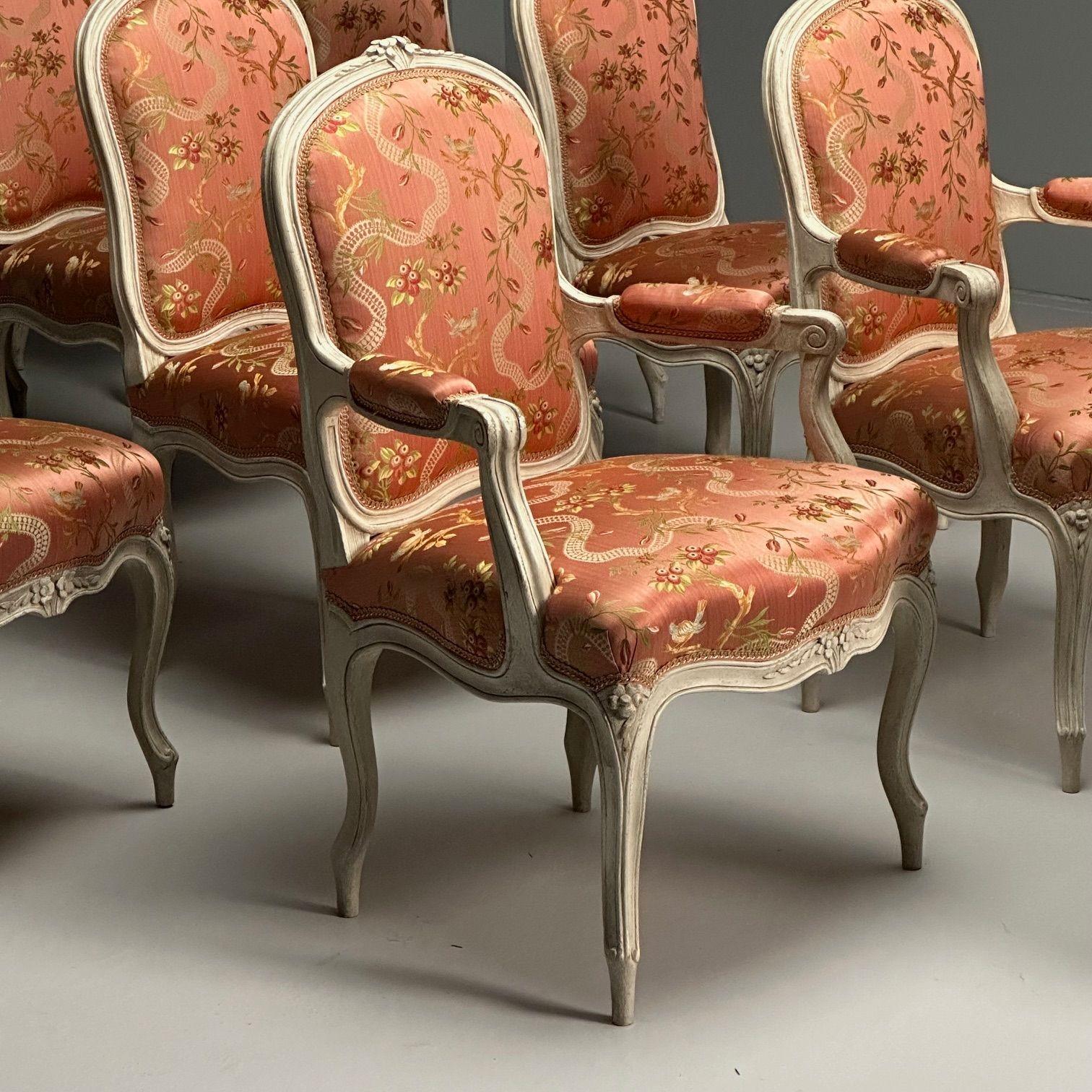 XVIIIe siècle Jean Baptist Cresson, Louis XV, 14 chaises de salle à manger, France, 18e siècle, Christies en vente