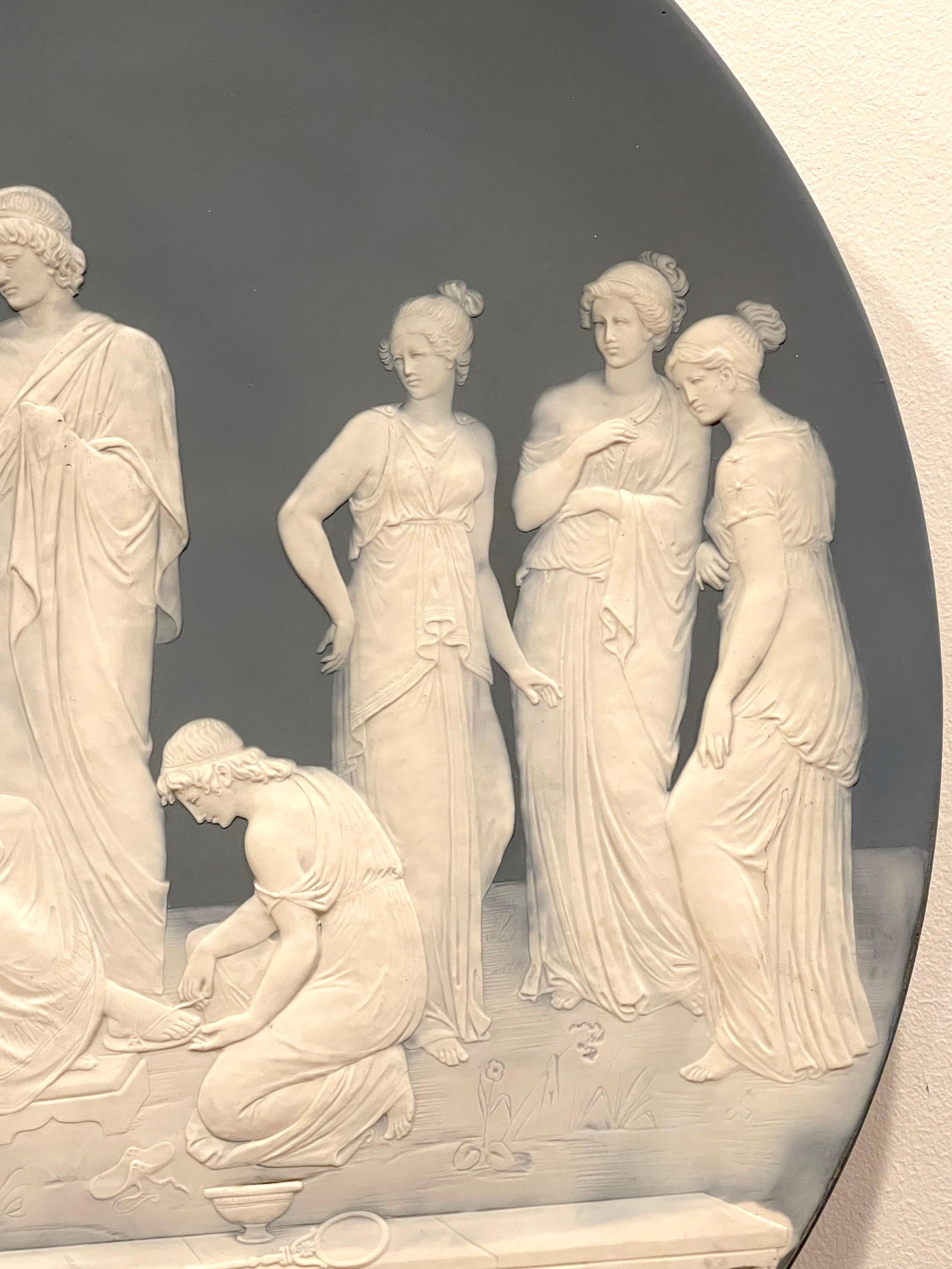 Sculpté Chargeur de scène de cour néoclassique de Jean Baptist Stahl Pate-sur-pate / Phanolith en vente