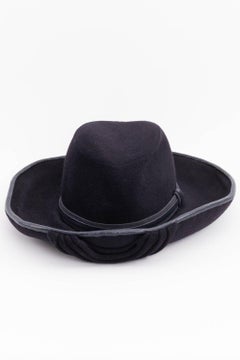 Chapeau en feutre de Jean Barthet