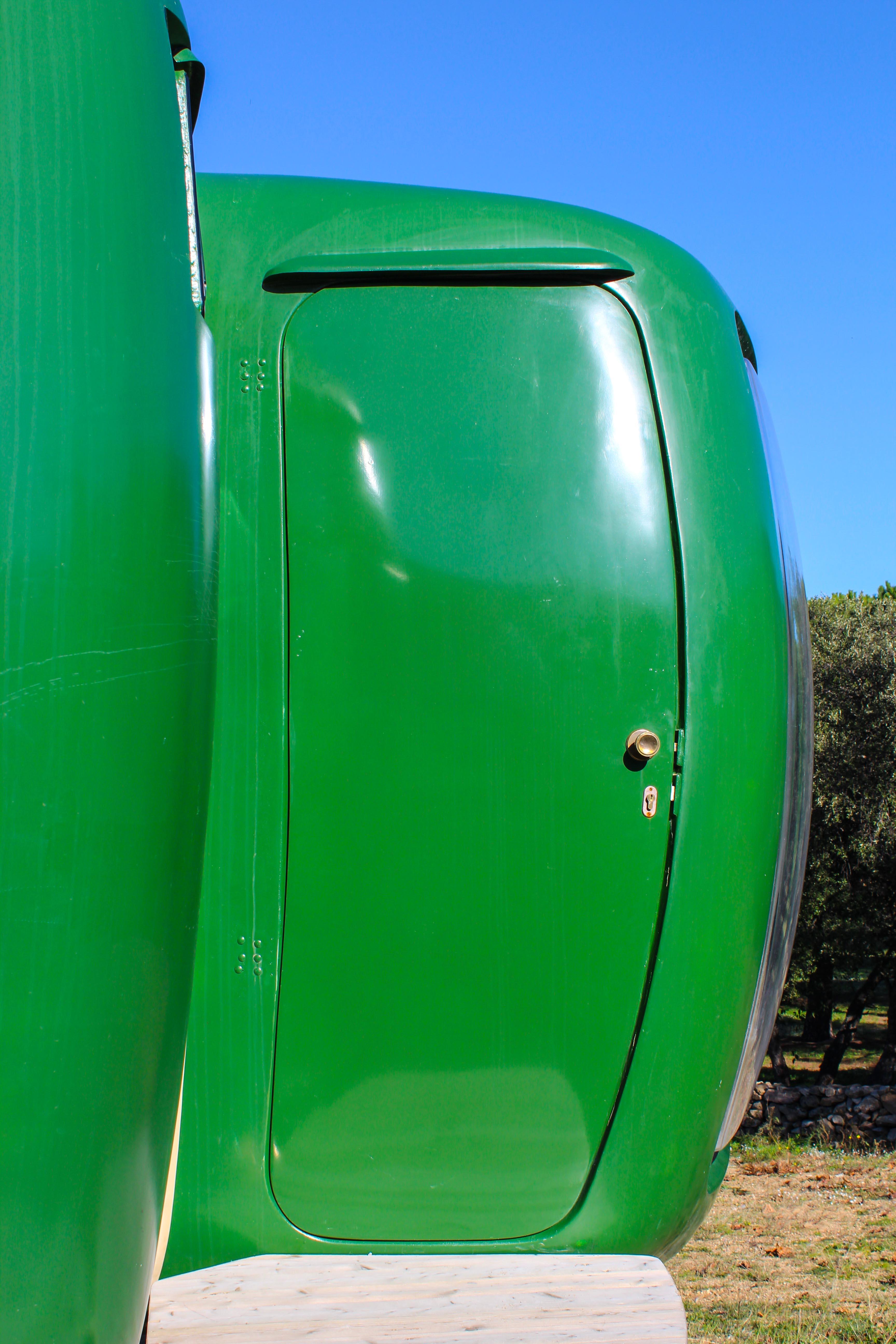 Jean Maneval Bubble House, circa 1968, France In Good Condition In Girona, Spain