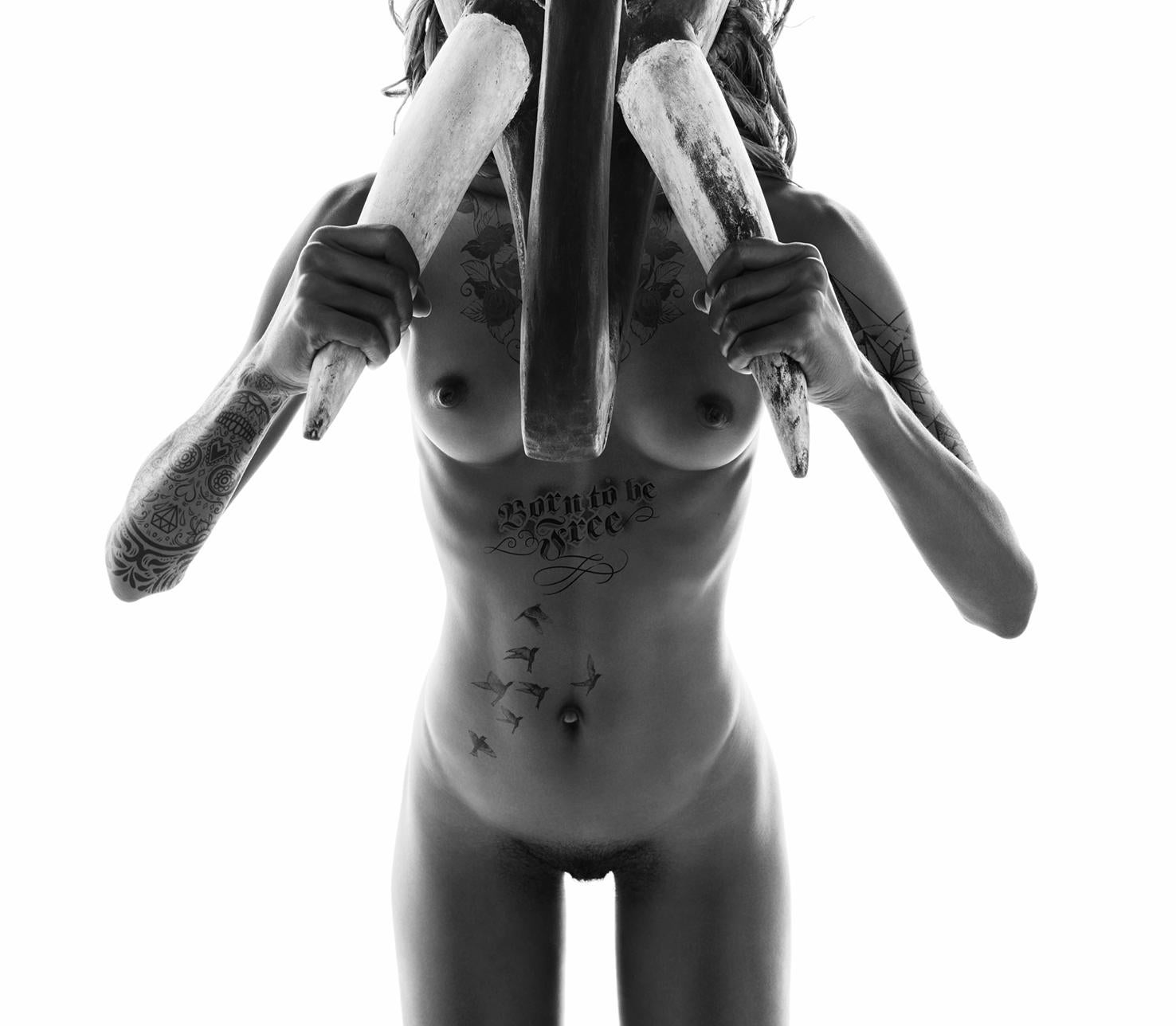 JB was born in France in 1970, and currently lives with his family in Paris.
JB Thiele's long career in photography has encompassed fashion, advertising and celebrity portraits, collaborating with some of the world's most renowned brands (Cartier,
