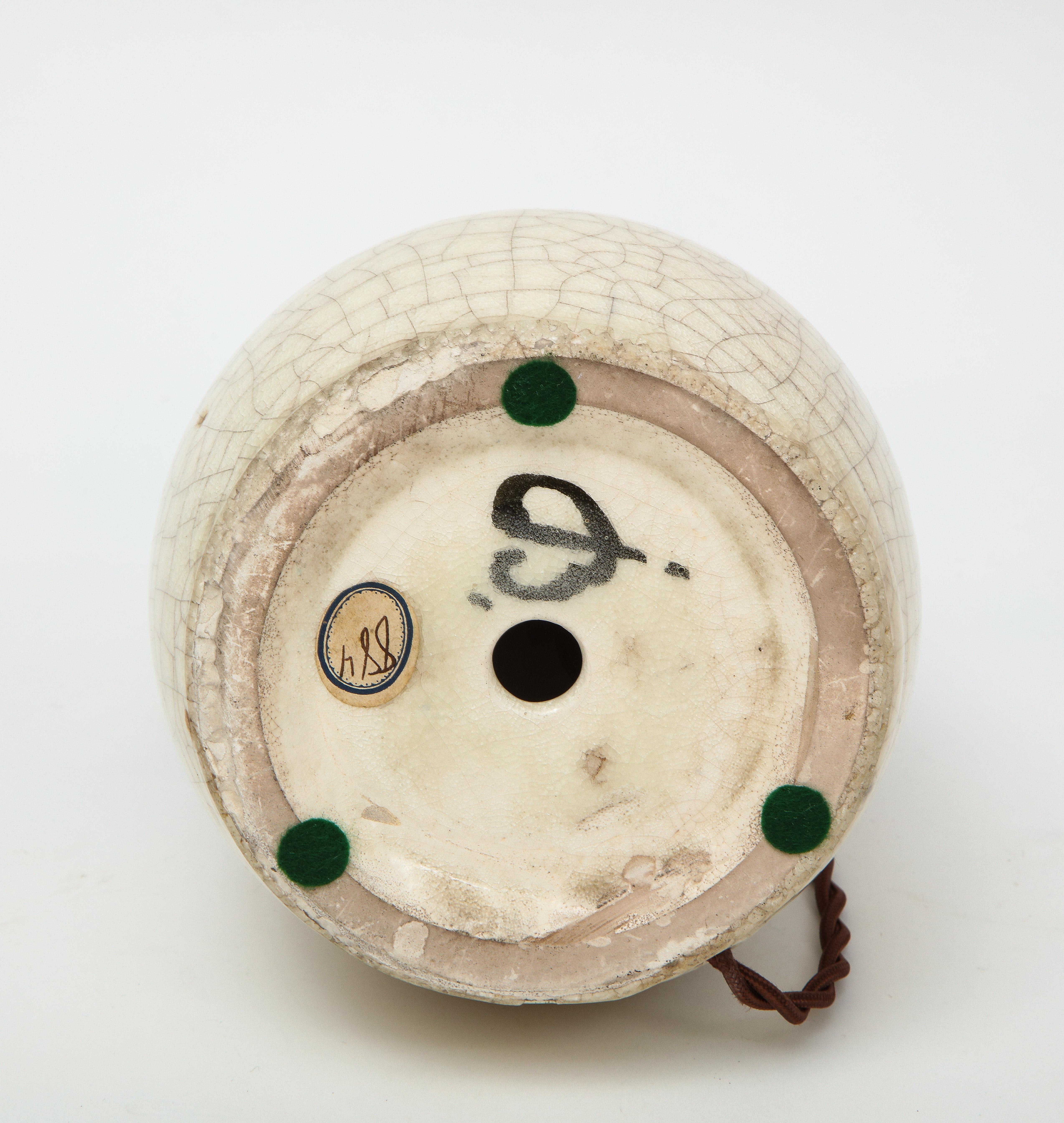 Lampe en céramique craquelée Jean Besnard:: abat-jour en parchemin:: France:: c. 1926:: Signé 1