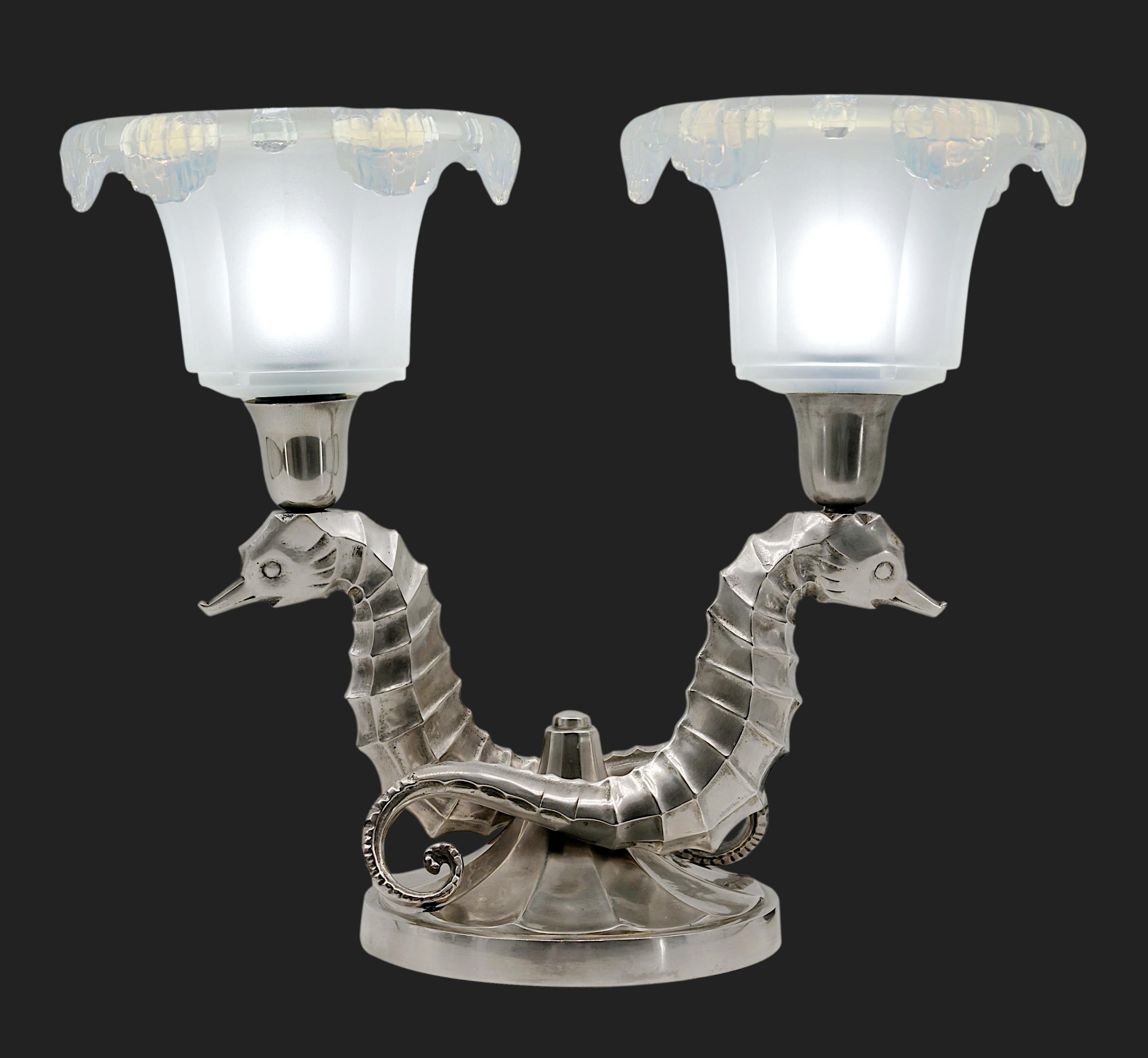 Français Paire de lampes de table Art déco françaises Jean Boris Lacroix, 1920 en vente